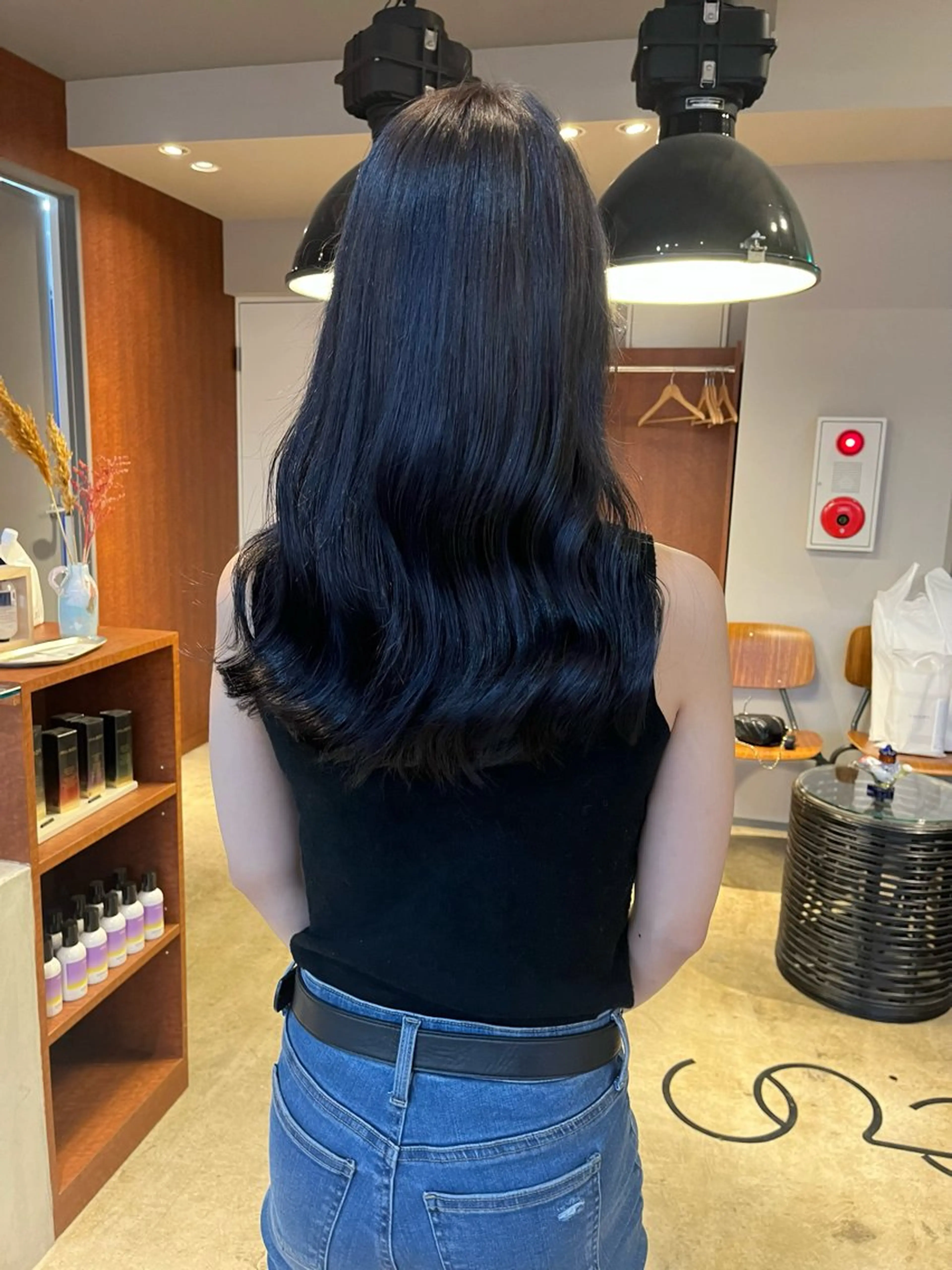 セミロング カラー ブルーカラー ハイライトカラー ハイライト カット ヘアカラー トリートメント 🩷ハイトーン透明感 レイヤー🩷ユリカのヘアスタイル