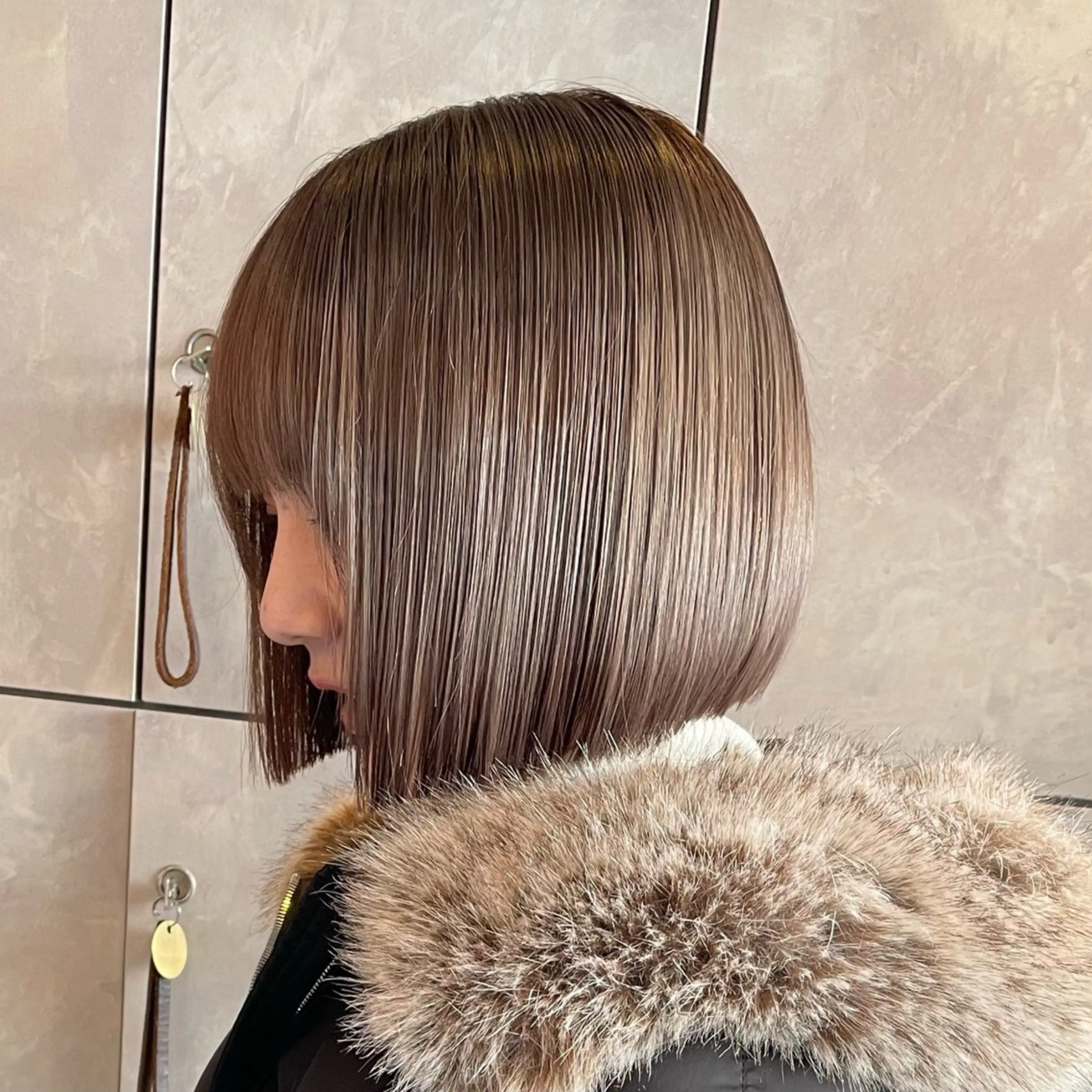 ショート カラー 透明感🎀艶髪 💞まいか🎶のヘアスタイル