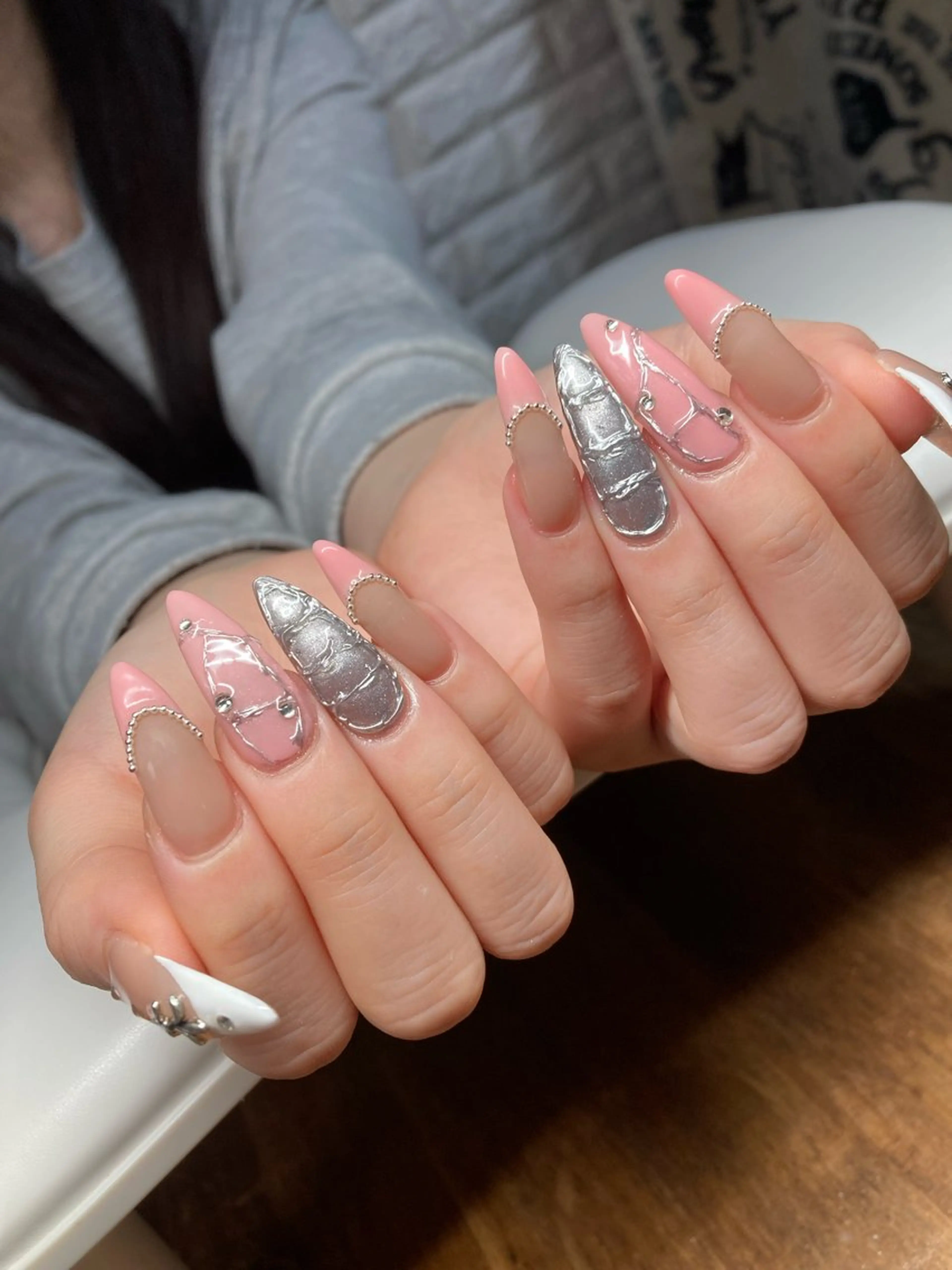 ネイル 美:LOVE Nail所属・Nail Lienのネイルデザイン