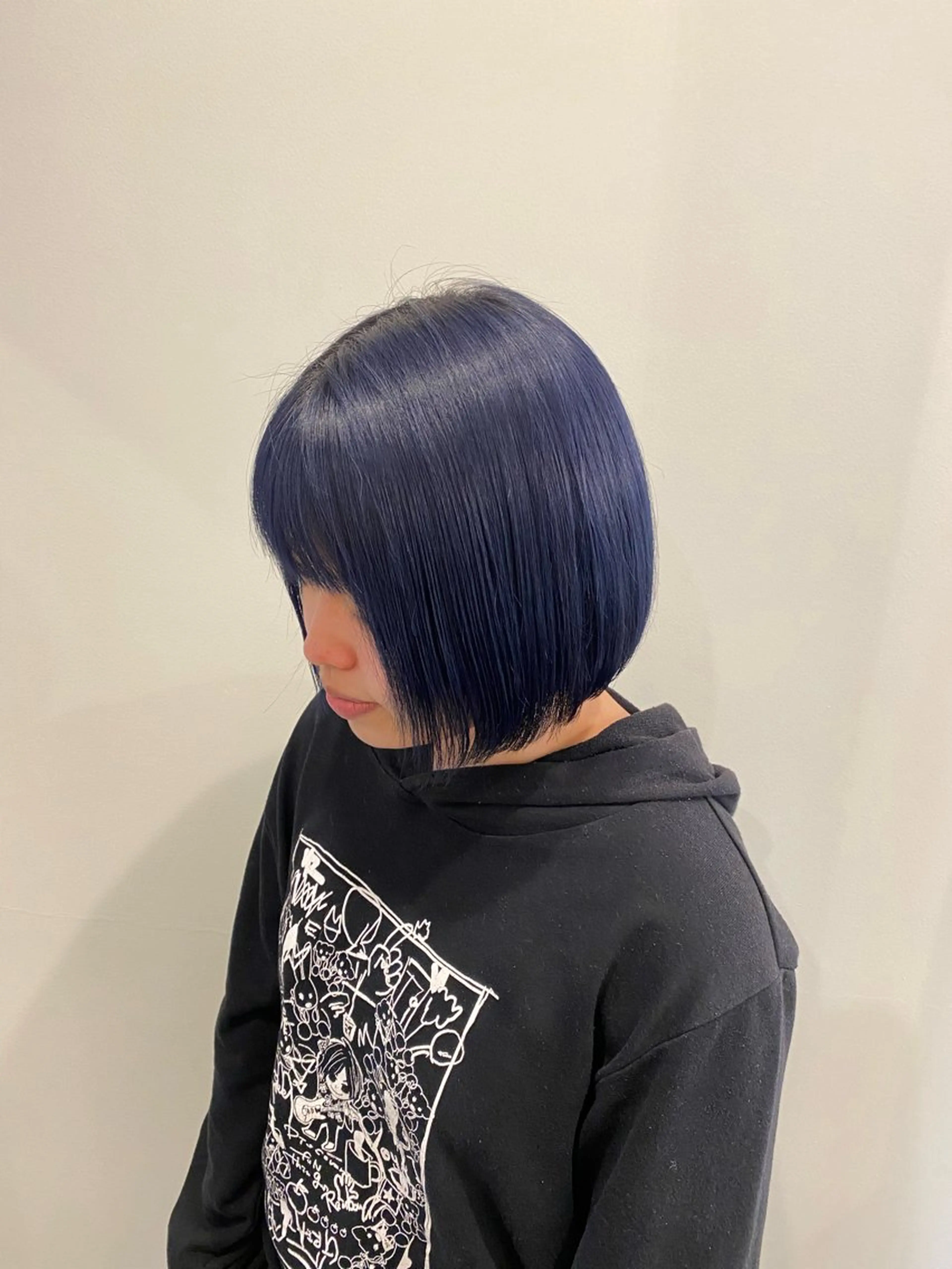 ミディアム カラー ブルーカラー ネイビーカラー ヘアカラー 🍑 モモカ🍑のヘアスタイル