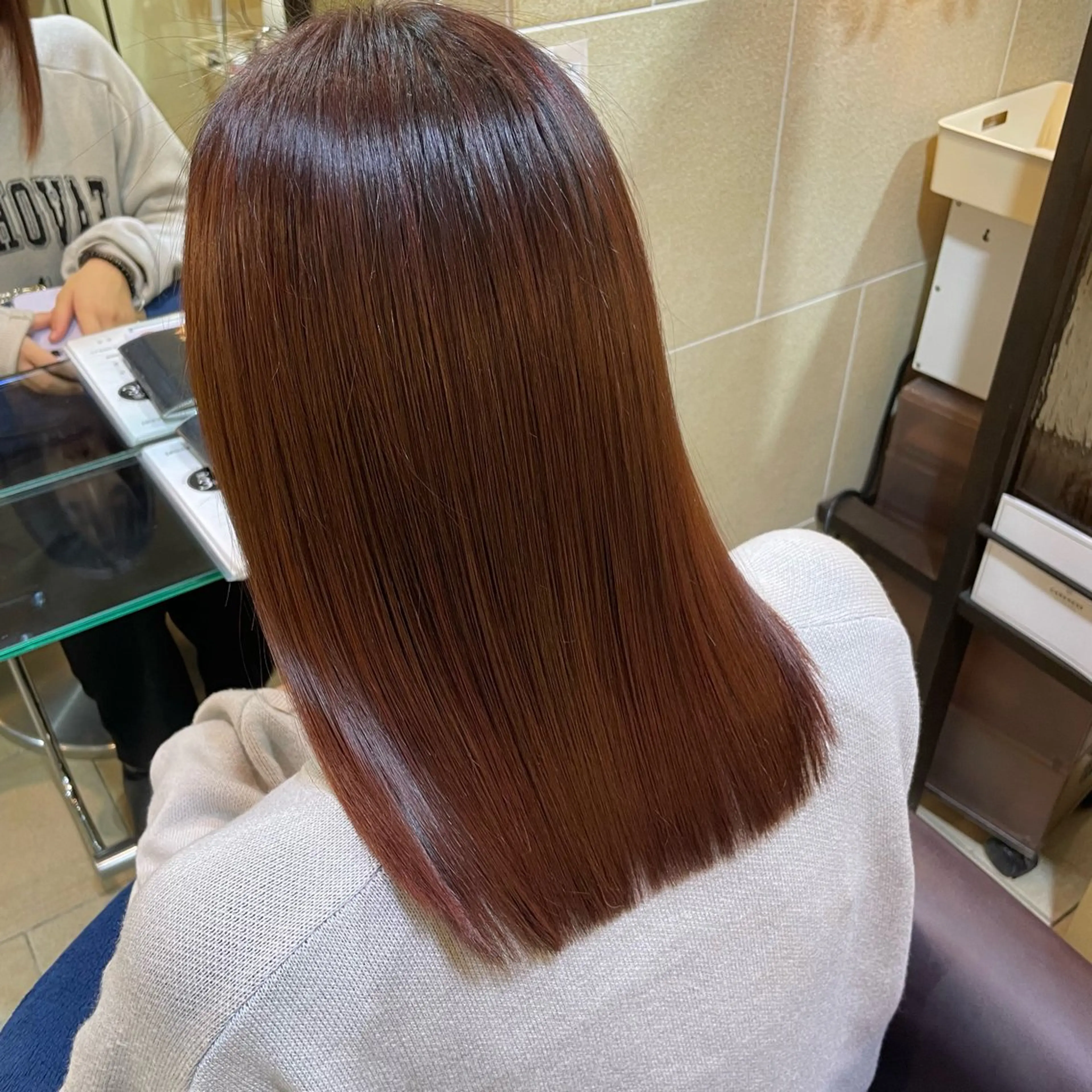 カラー 永井 若菜のヘアスタイル