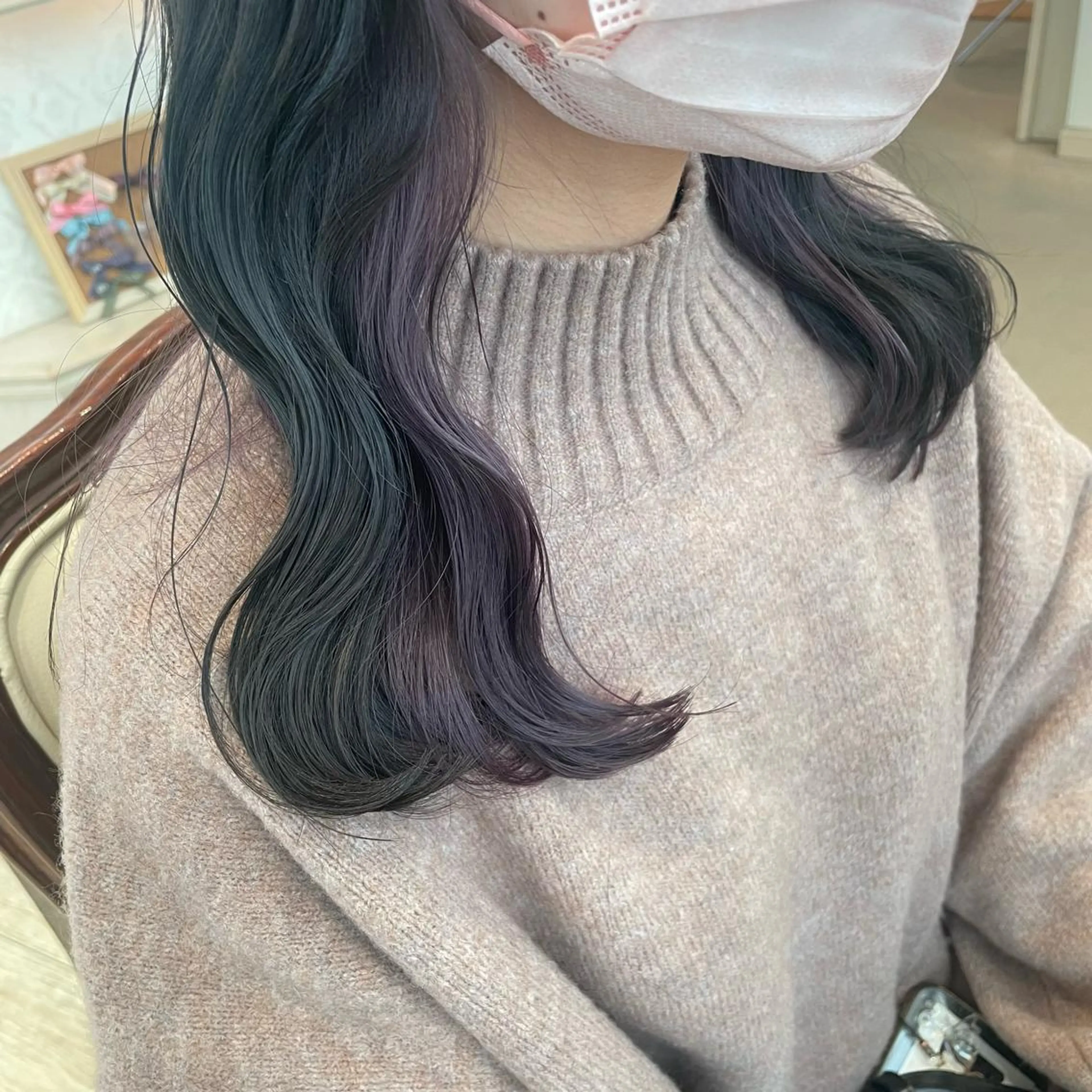 セミロング カラー インナーカラー ヘアカラー トリートメント 🍪ﾖｼｲﾊﾙﾈ🍪 ﾗﾍﾞﾝﾀﾞｰｶﾗｰのヘアスタイル