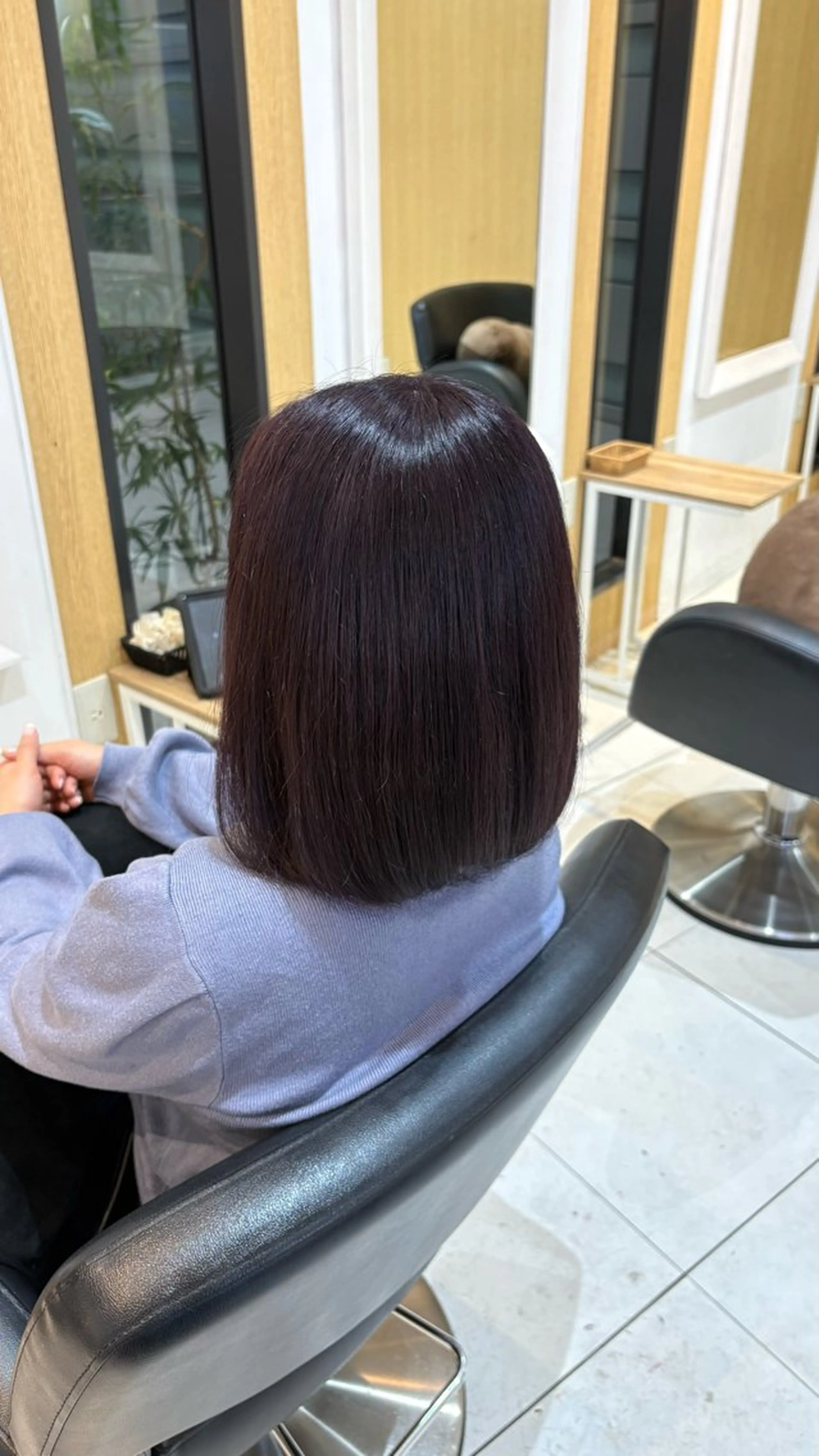 ミディアム カラー ブリーチ ディープラベンダー ラベンダーカラー ヘアカラー hair salon blossy.所属・hair salon blossy./ちばのヘアスタイル