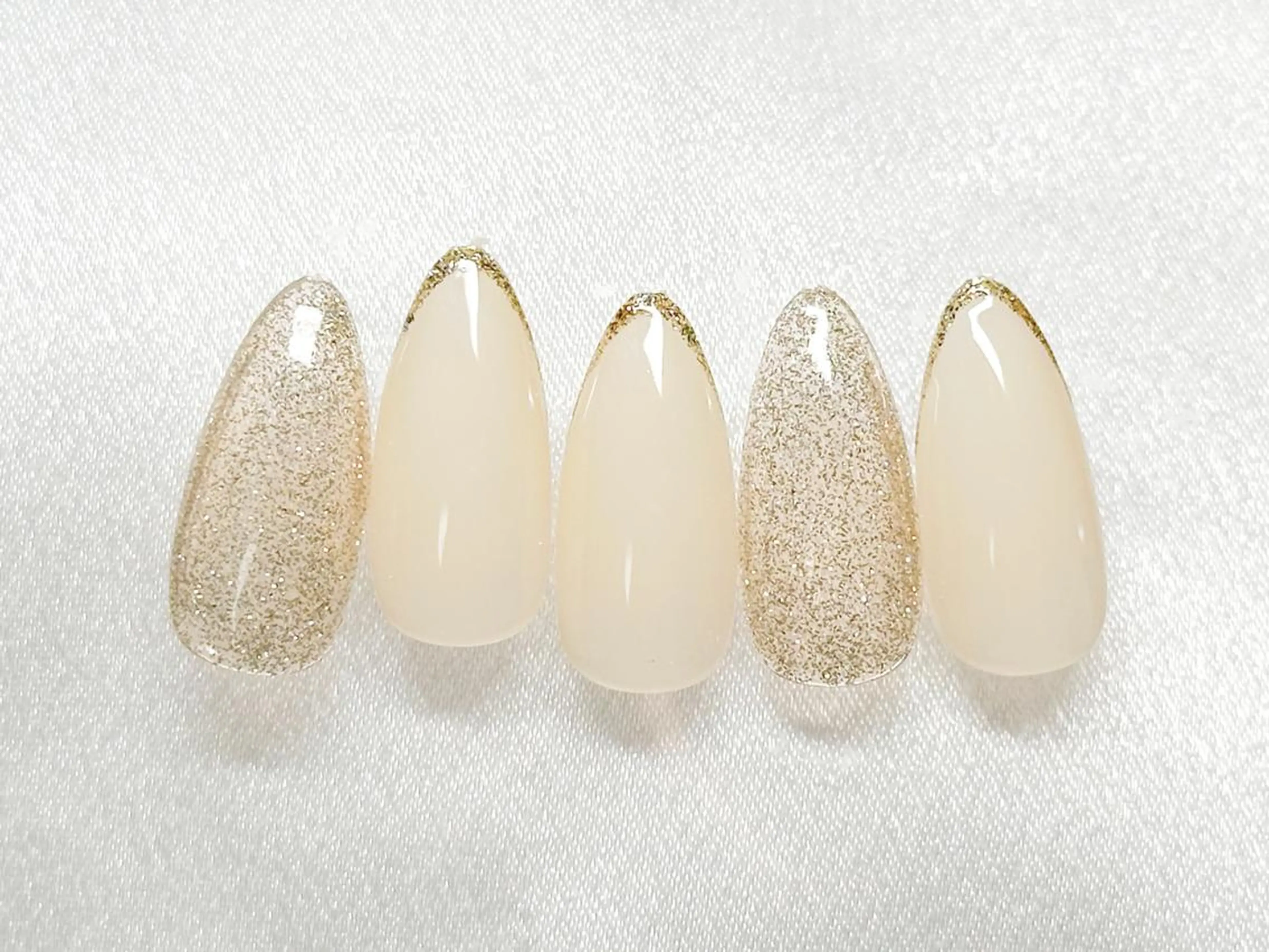 ネイル Nailsalon Graciasのネイルデザイン