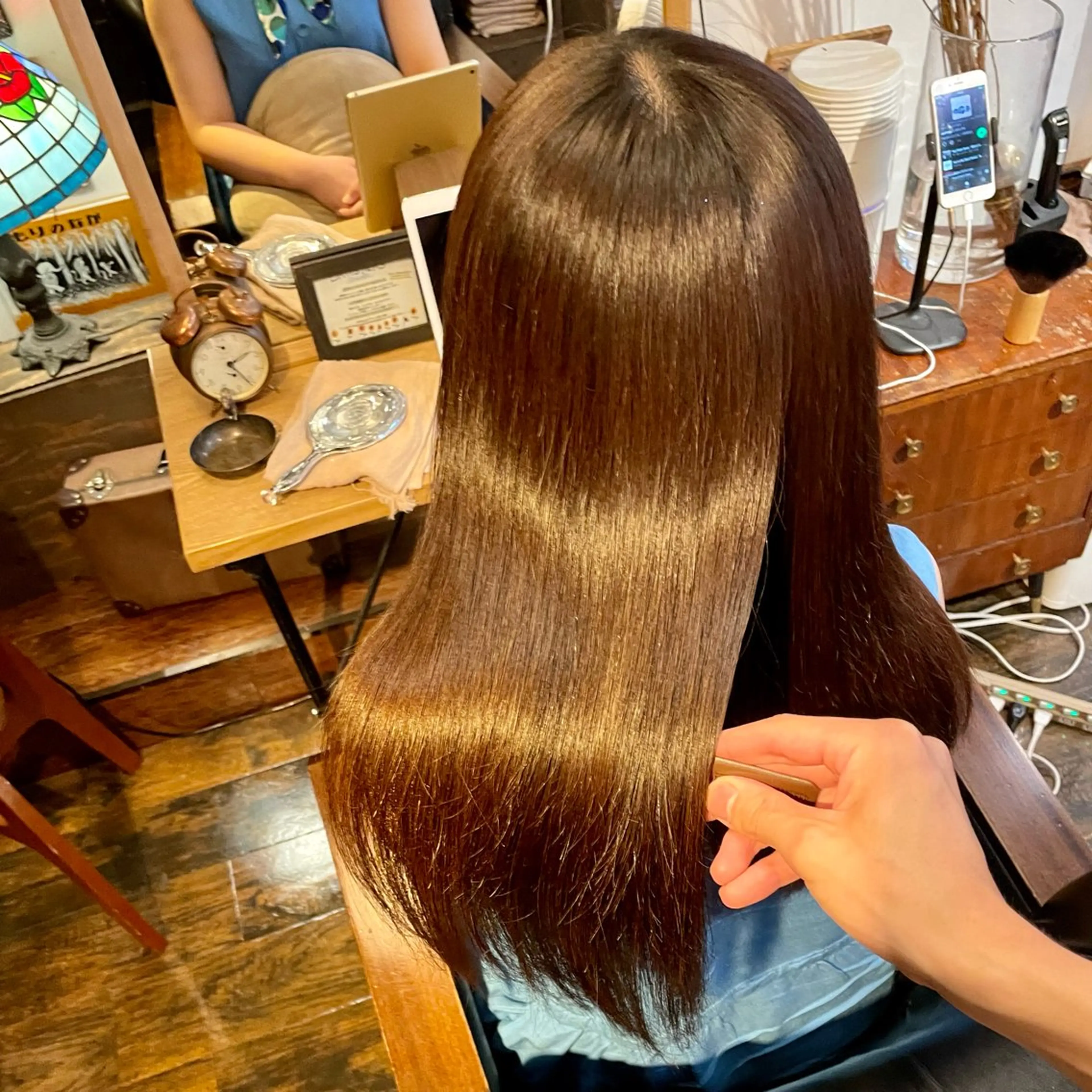 ロング 縮毛矯正 飯田 実歩(じっぽ)のヘアスタイル