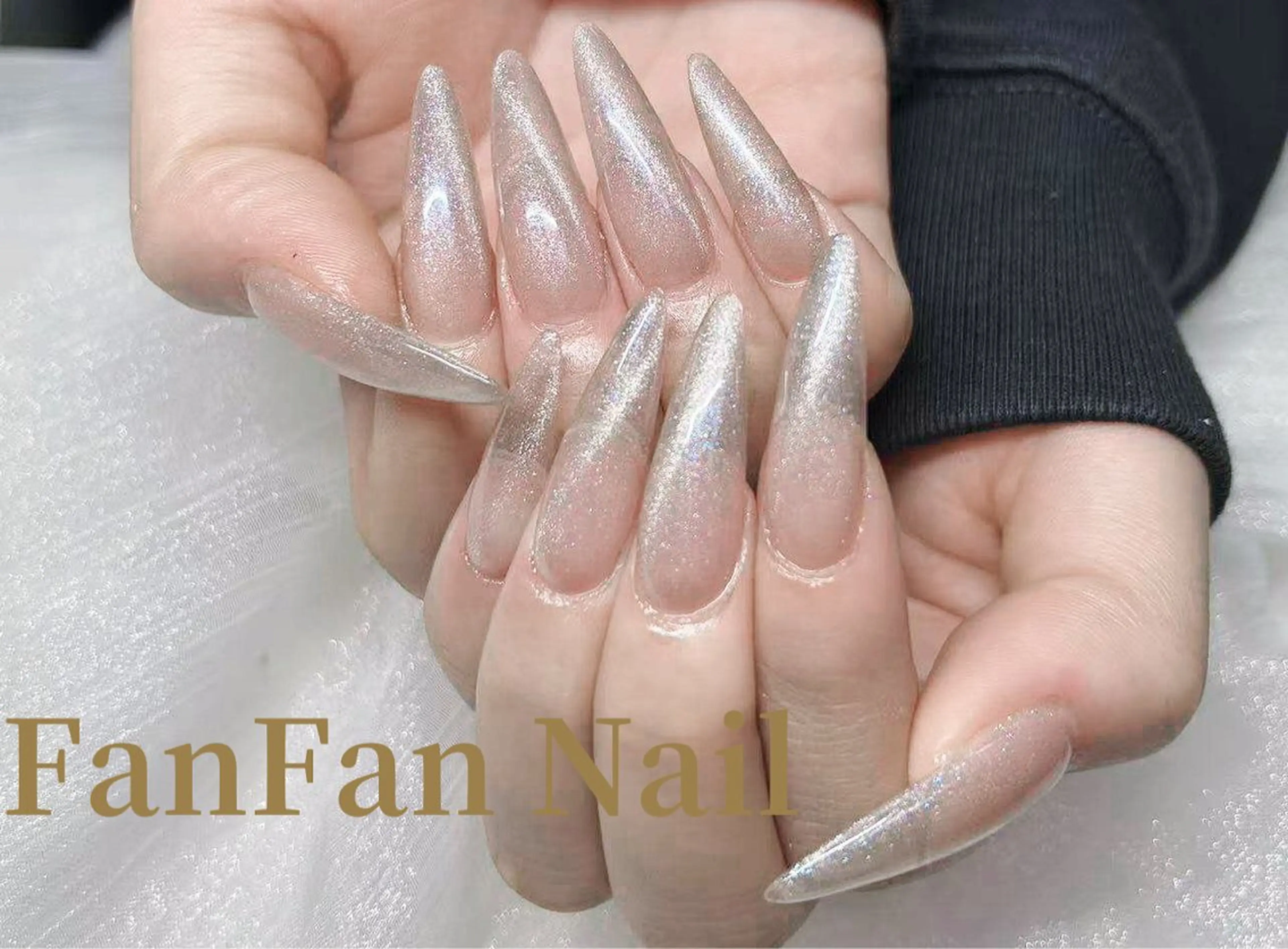 ネイル アートネイル オーロラネイル ガーリー キラキラネイル 韓国ネイル KaKa FanFanNailのネイルデザイン