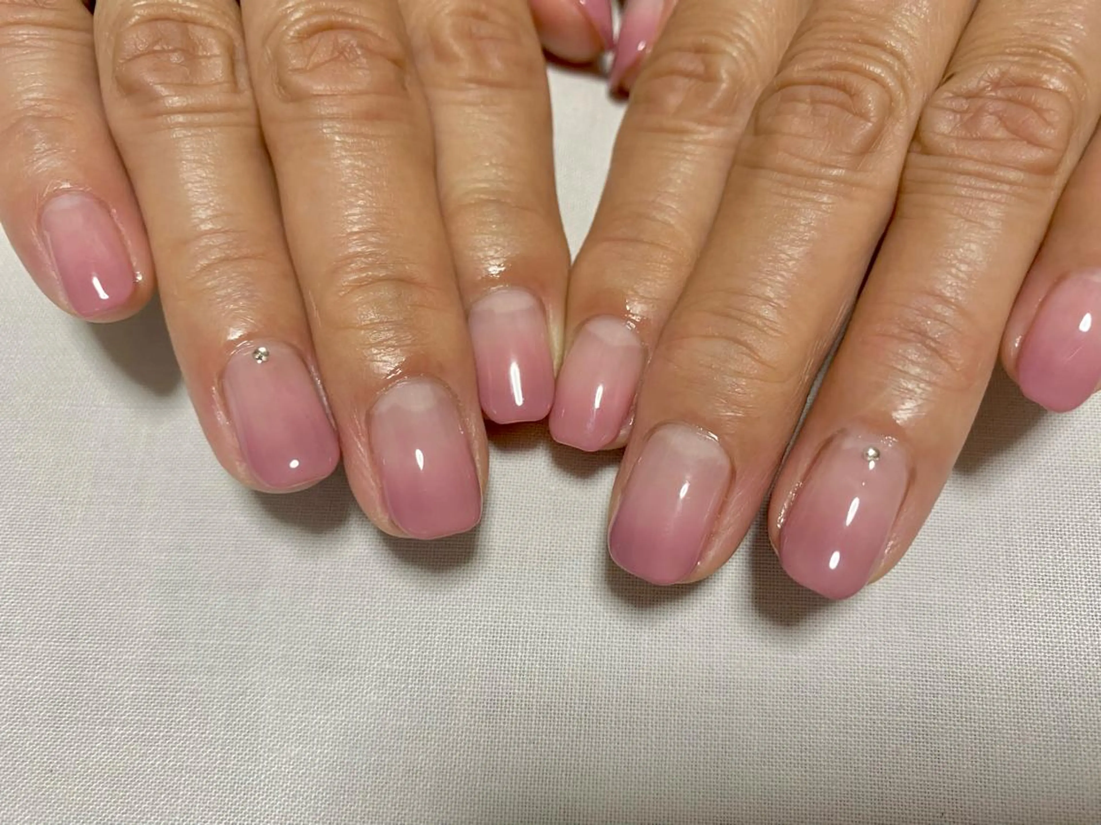 ネイル アートネイル オフィスネイル ショートネイル BABELバベル所属・江戸川橋✨BABEL 【バベル】大人可愛いのネイルデザイン