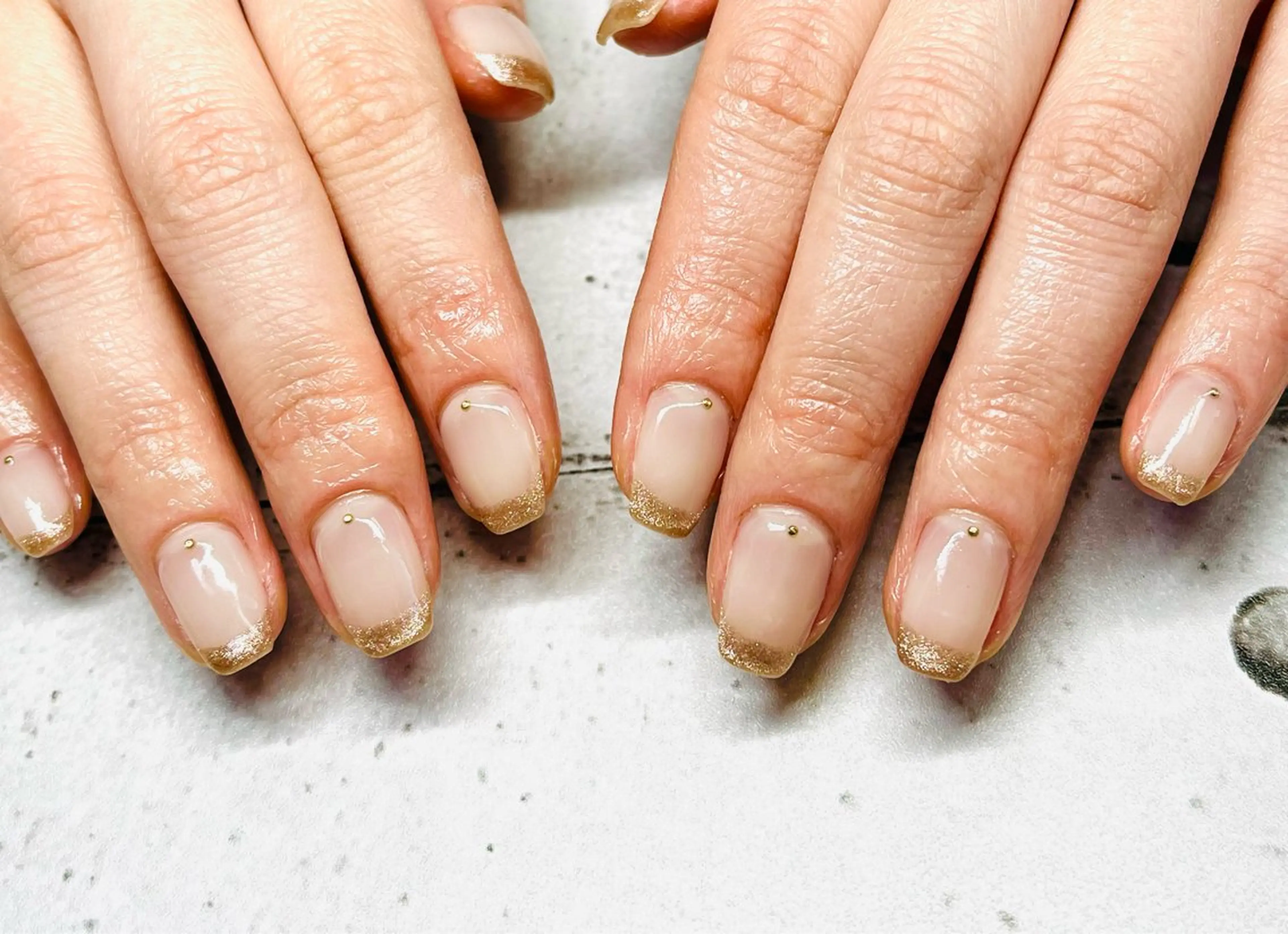 ネイル フレンチネイル マグネットネイル マグネットフレンチ 持ち込み Nail salon sowa-eのネイルデザイン