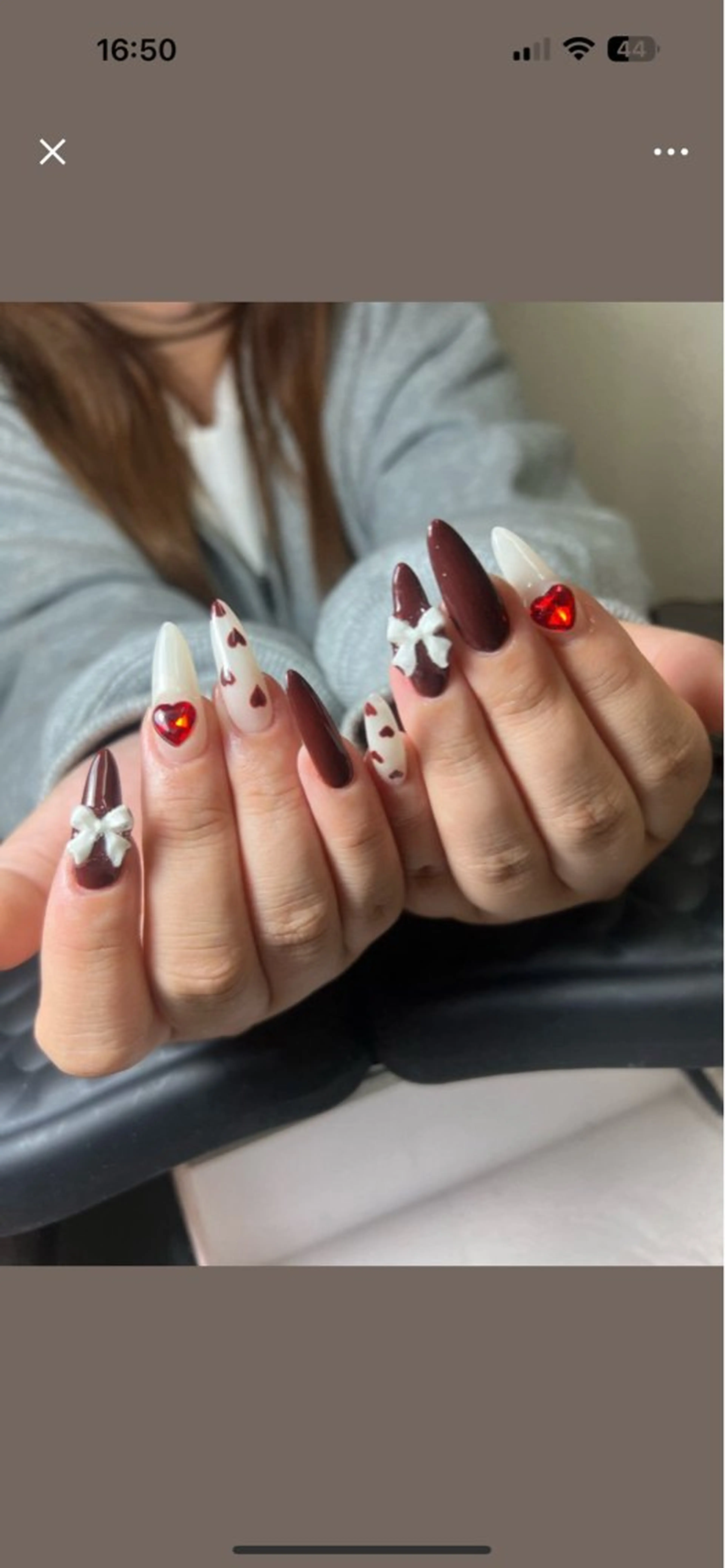 ネイル ブラウン チークネイル 桜ネイル 長さ出し フットネイル ハンドネイル XIINH NAIL SALONのネイルデザイン