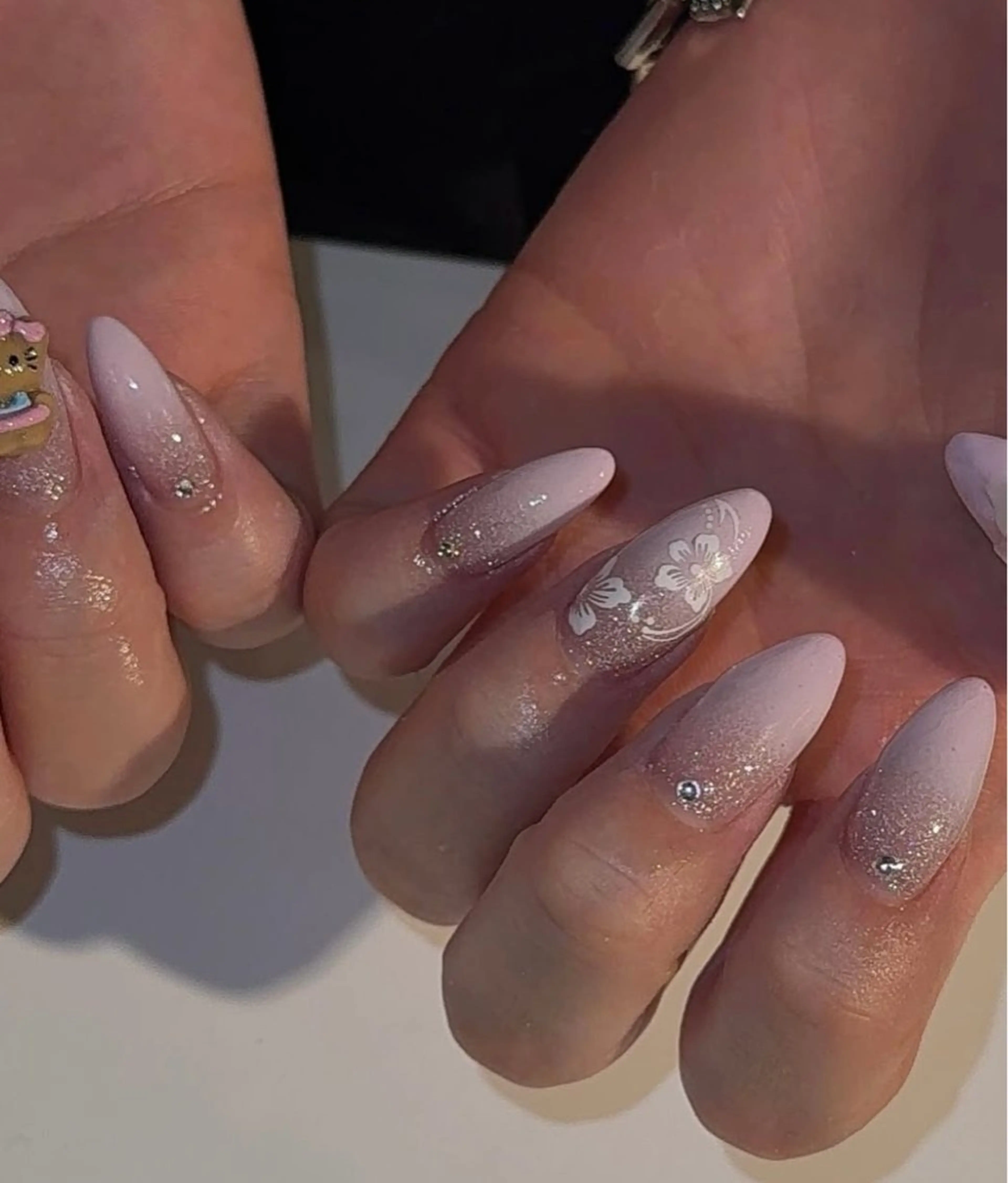 ネイル ハンドネイル BERA NAILSのネイルデザイン