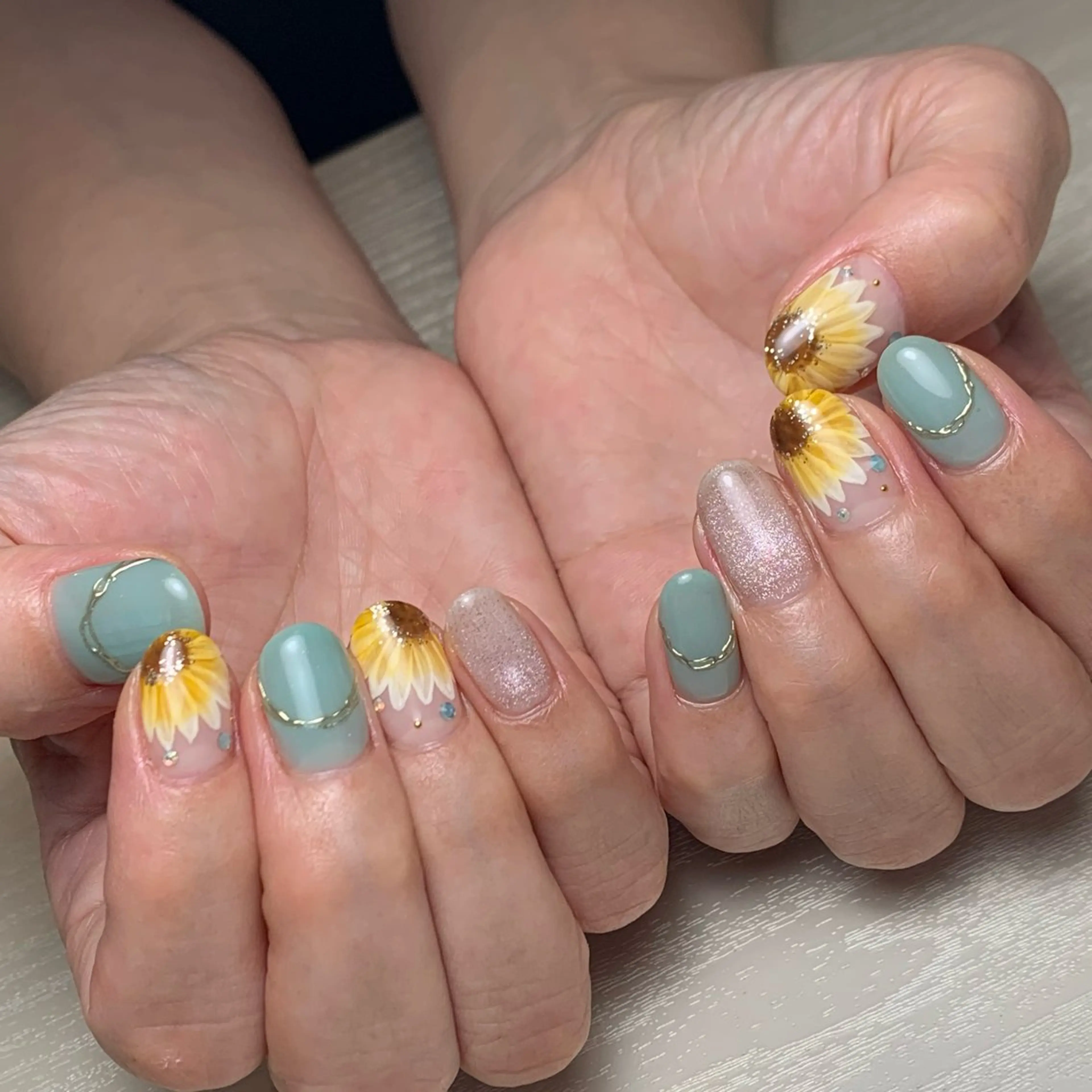 ネイル ハンドネイル jdn natsumiのネイルデザイン