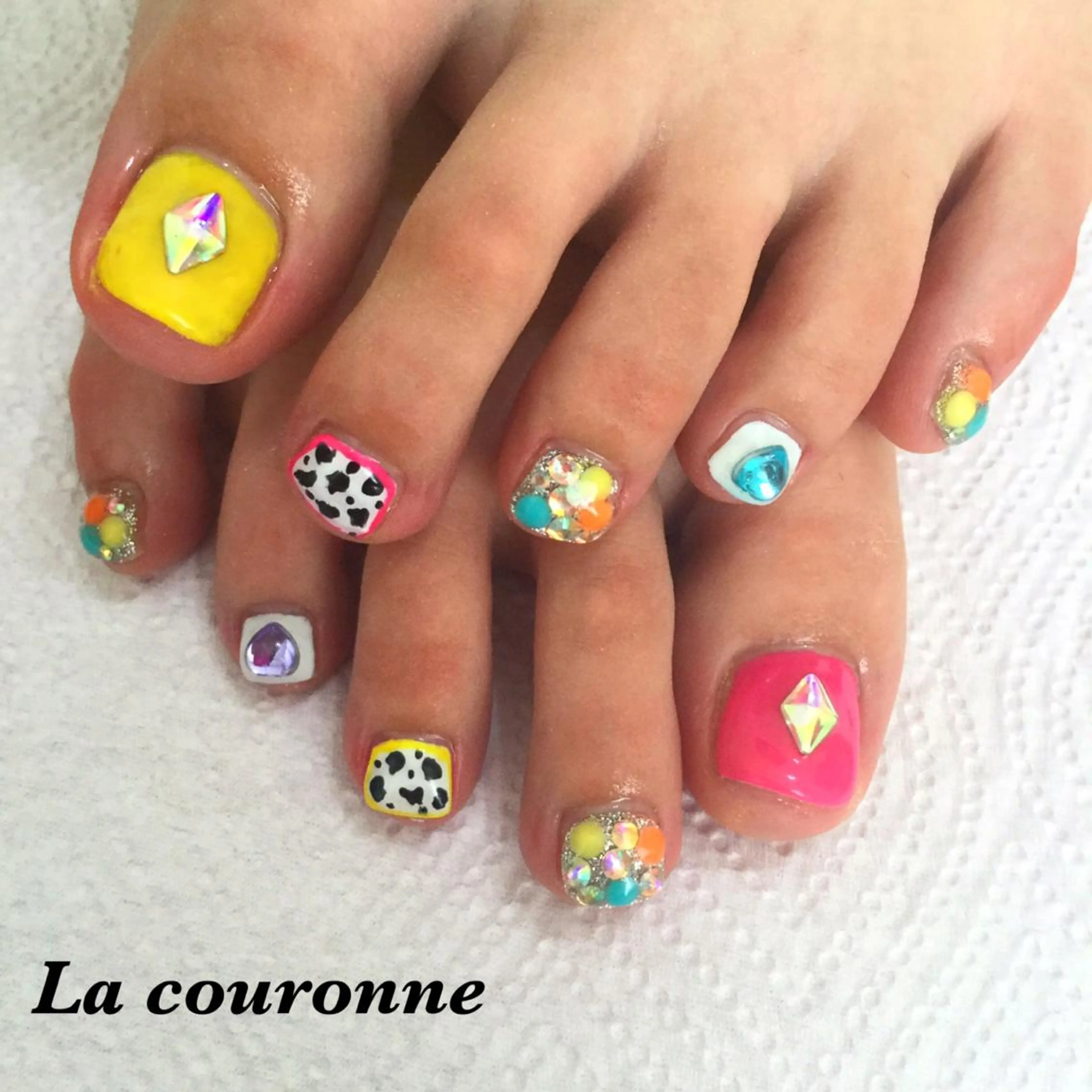 ネイル フットネイル Lacouronne NATSUMIのネイルデザイン