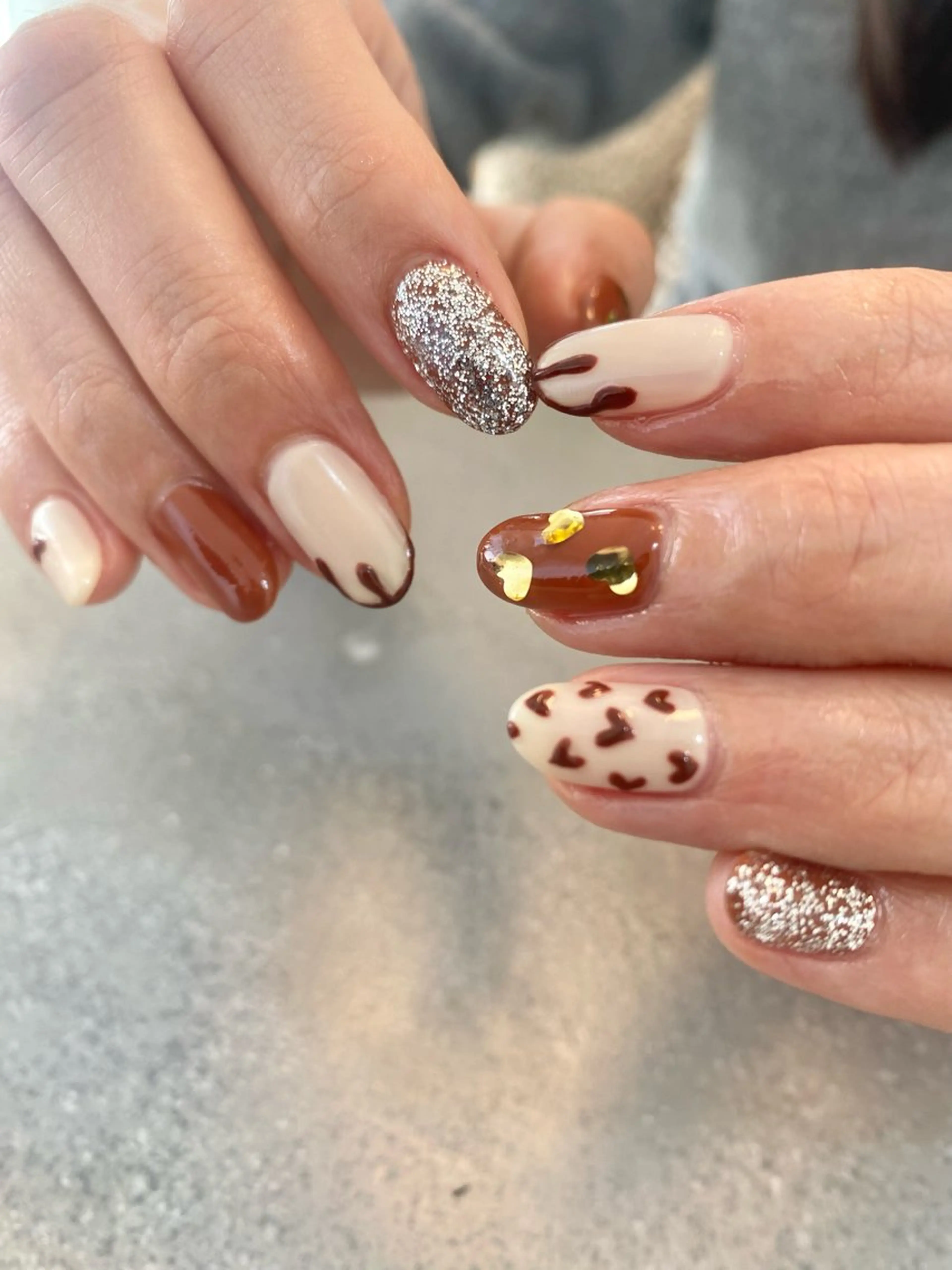 ネイル ハート バレンタイン 苦楽園the she nailのネイルデザイン