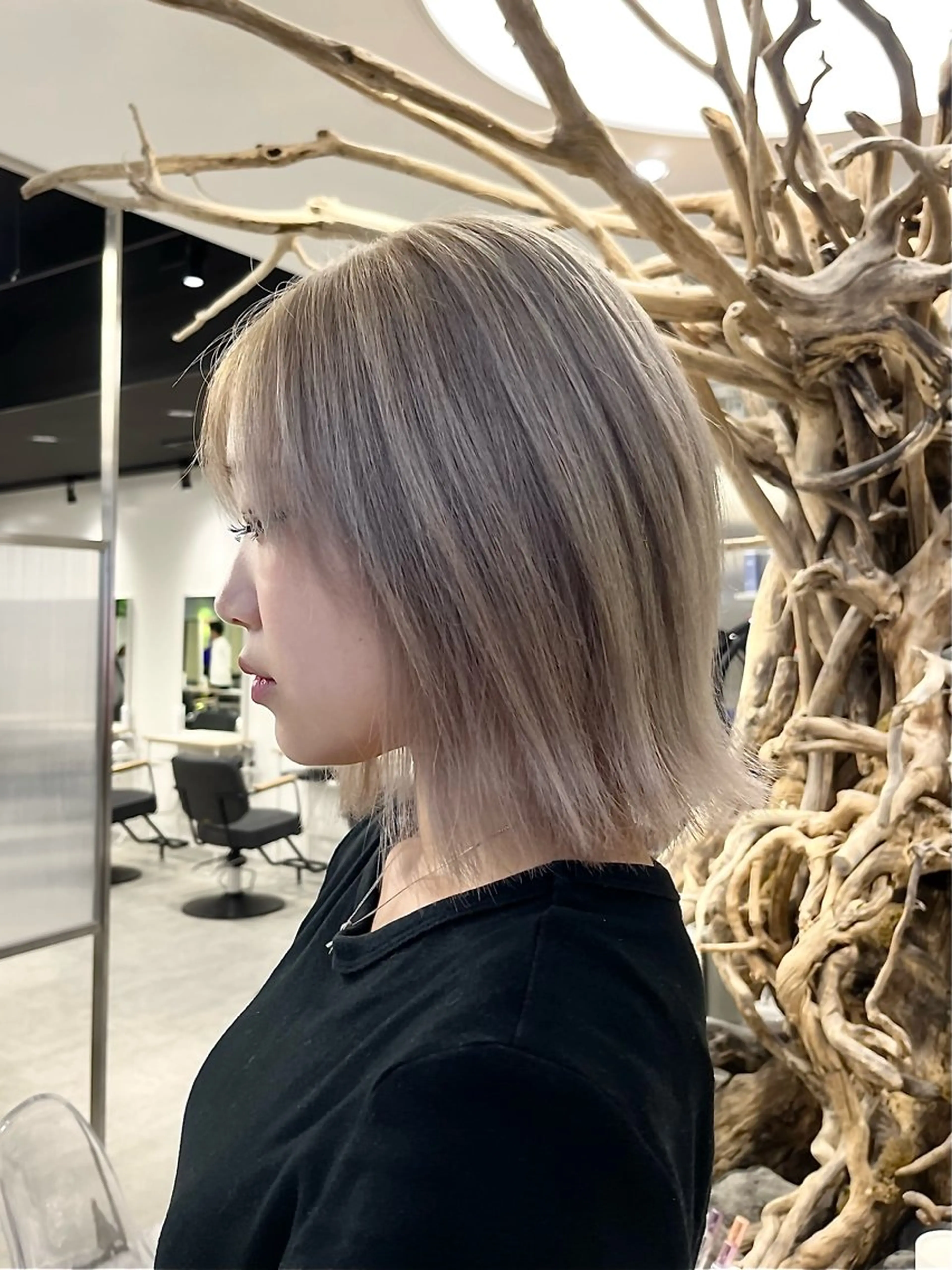 ロング カラー ベージュカラー ホワイトベージュ 似合わせ SHOYAのヘアスタイル