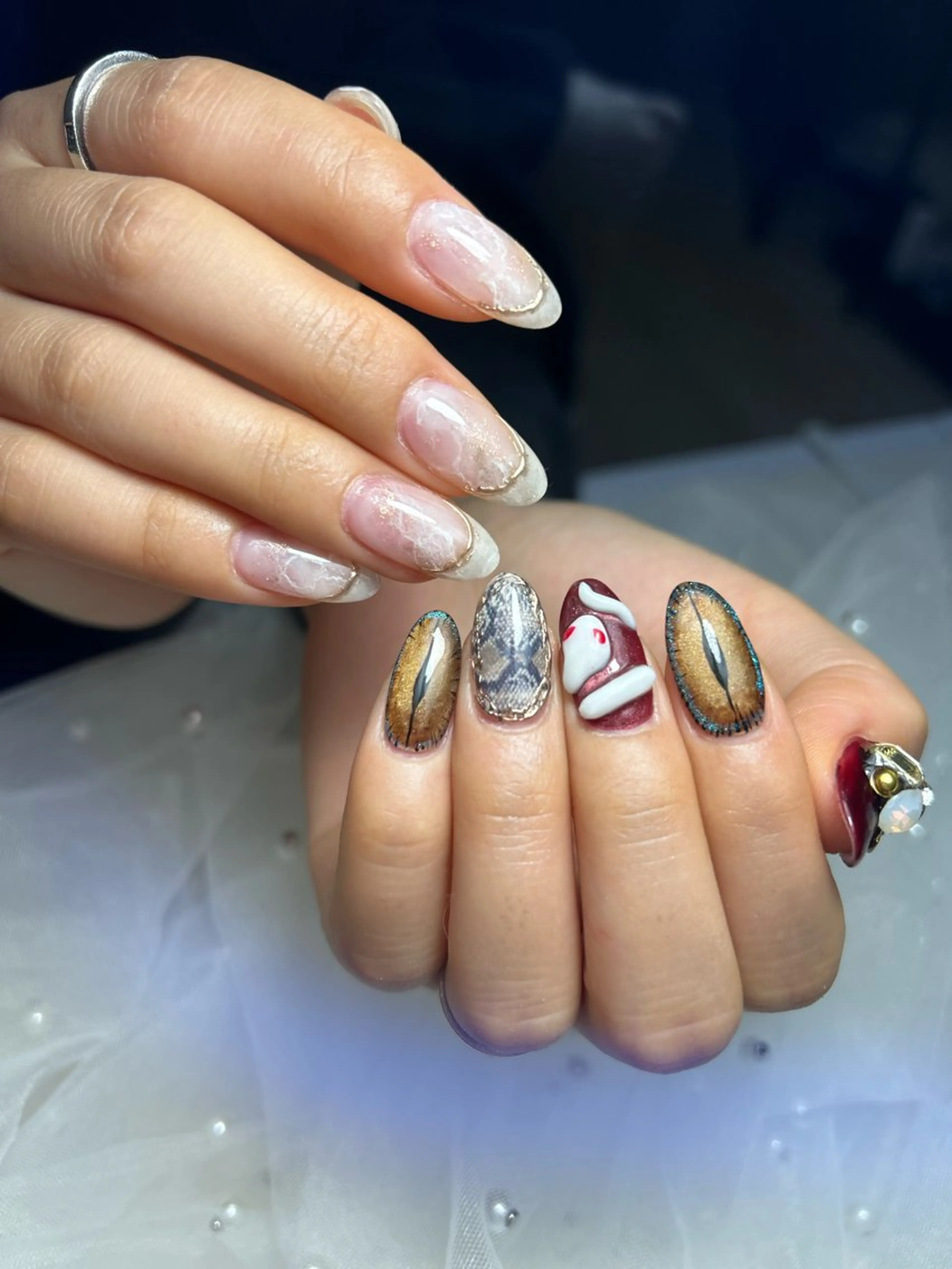 ネイル ハンドネイル フットネイル ✴︎ Delightのネイルデザイン