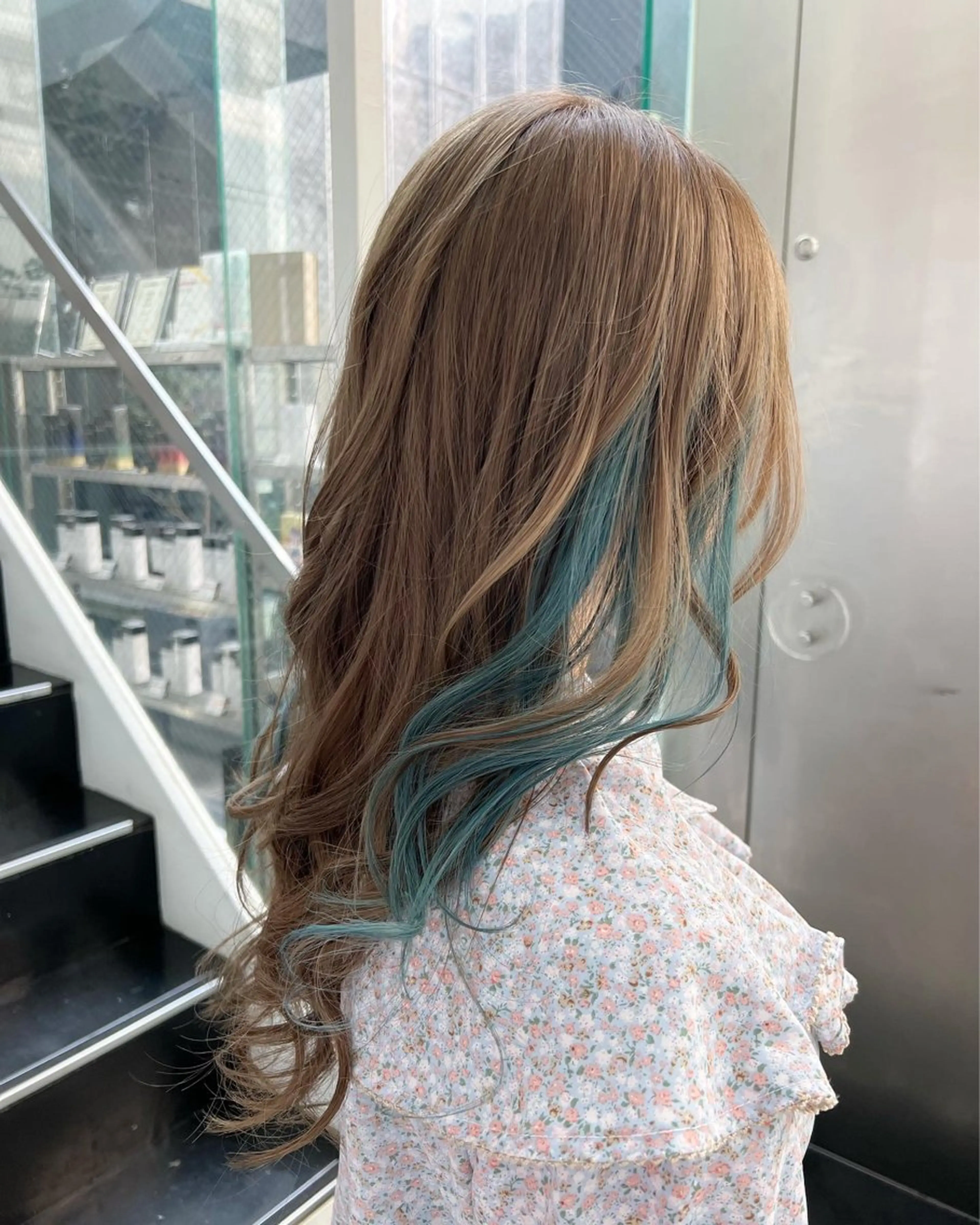 ロング カラー ブリーチ ブルーカラー グレージュ ヘアカラー トリートメント インナーカラー/天神 ブリーチ/吉田のヘアスタイル