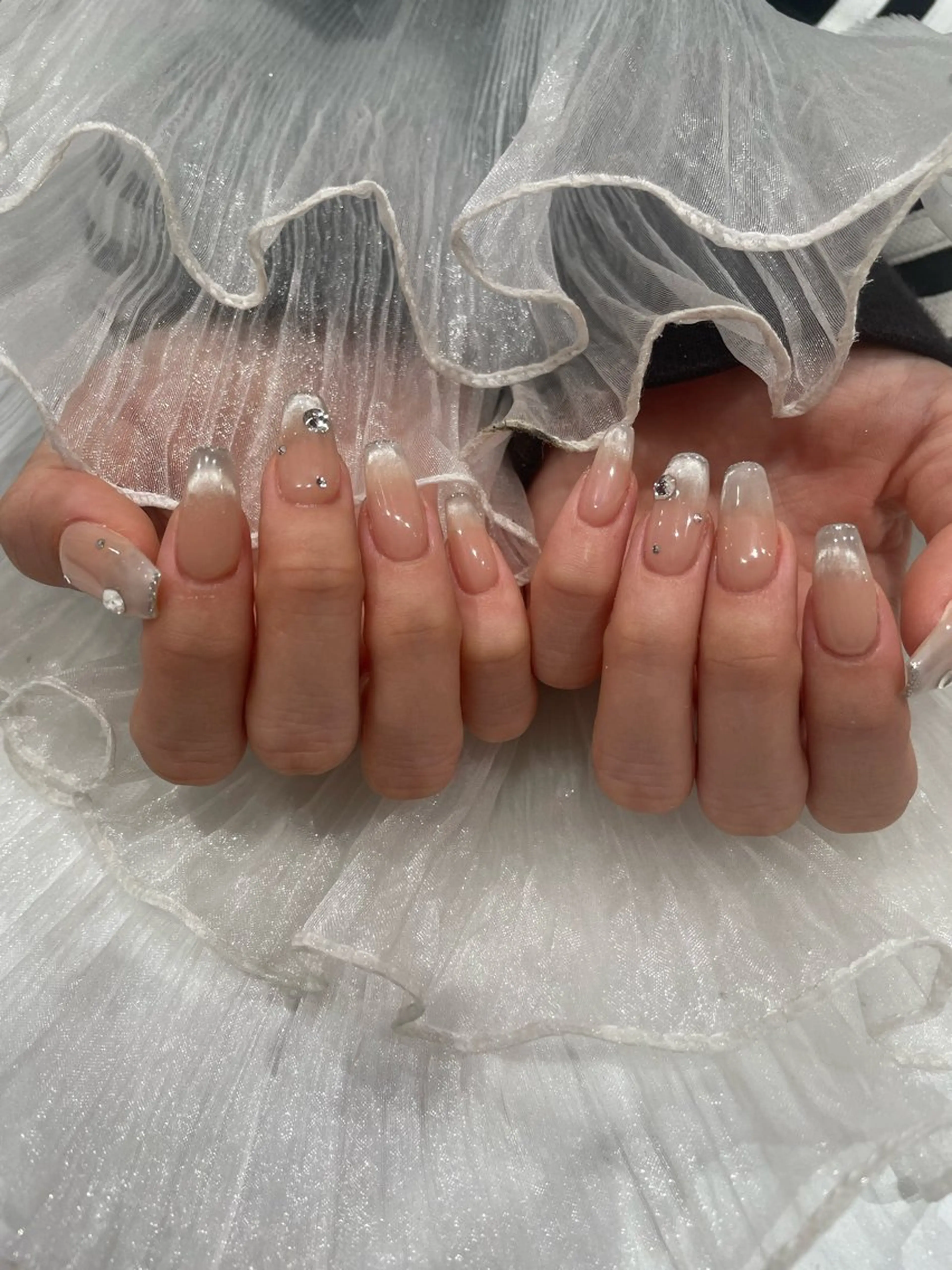 ネイル ハンドネイル るか/透明感 カラー/アレンジのヘアスタイル