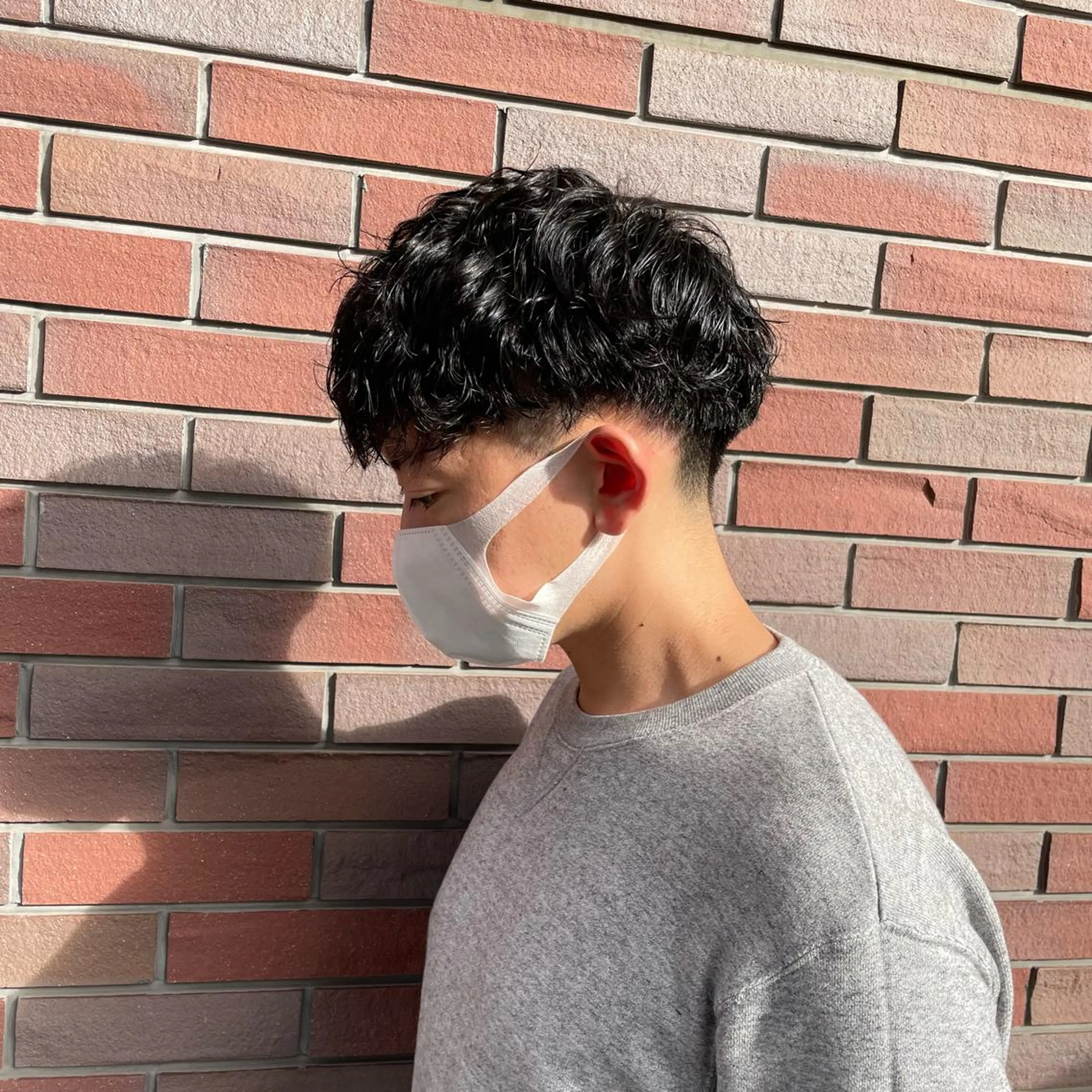 ショート パーマ メンズ メンズパーマ 刈り上げ スパイラルパーマ ツイスパ/メンズ特化 🦋𝑺𝑶𝑵𝑬の眉毛・アイブロウイメージ