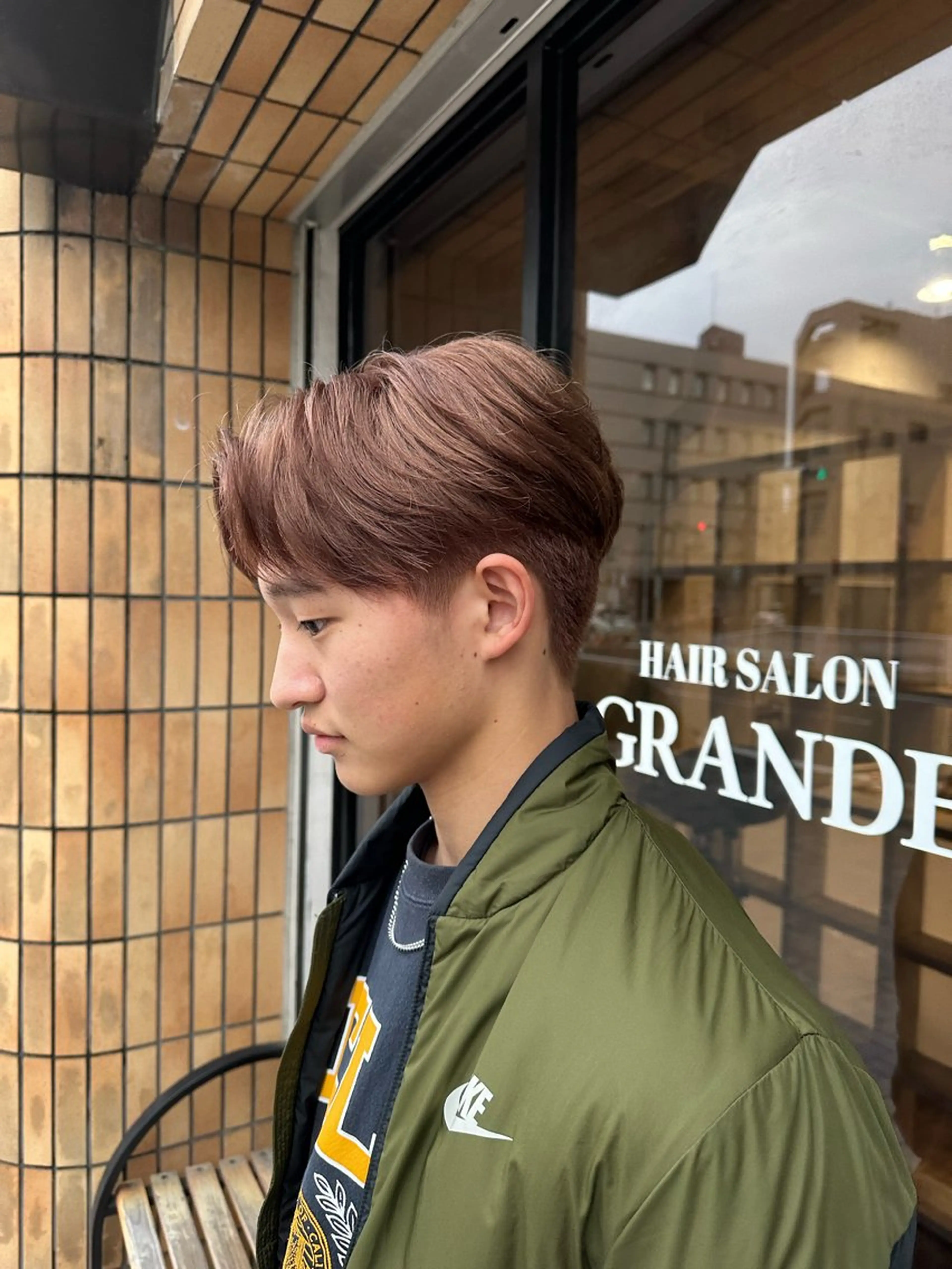 カラー メンズ メンズブリーチ ブリーチ 卒業式のヘアスタイル ヘアカラー ハヤシカズキ/カラー ✂/メンズパーマのヘアスタイル