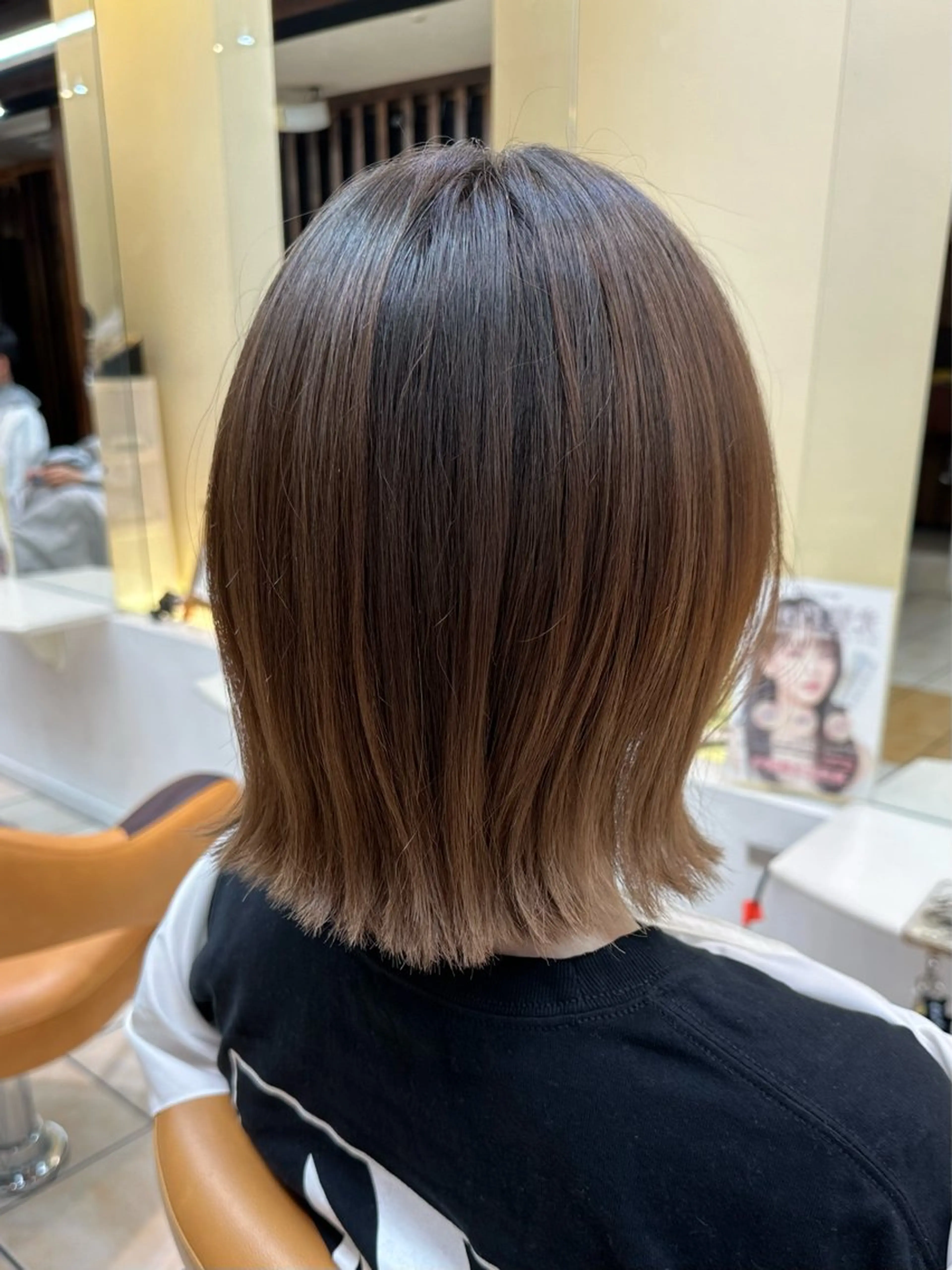 ミディアム ⭐️レイヤーカット 大人気　三澤康司⭐️のヘアスタイル