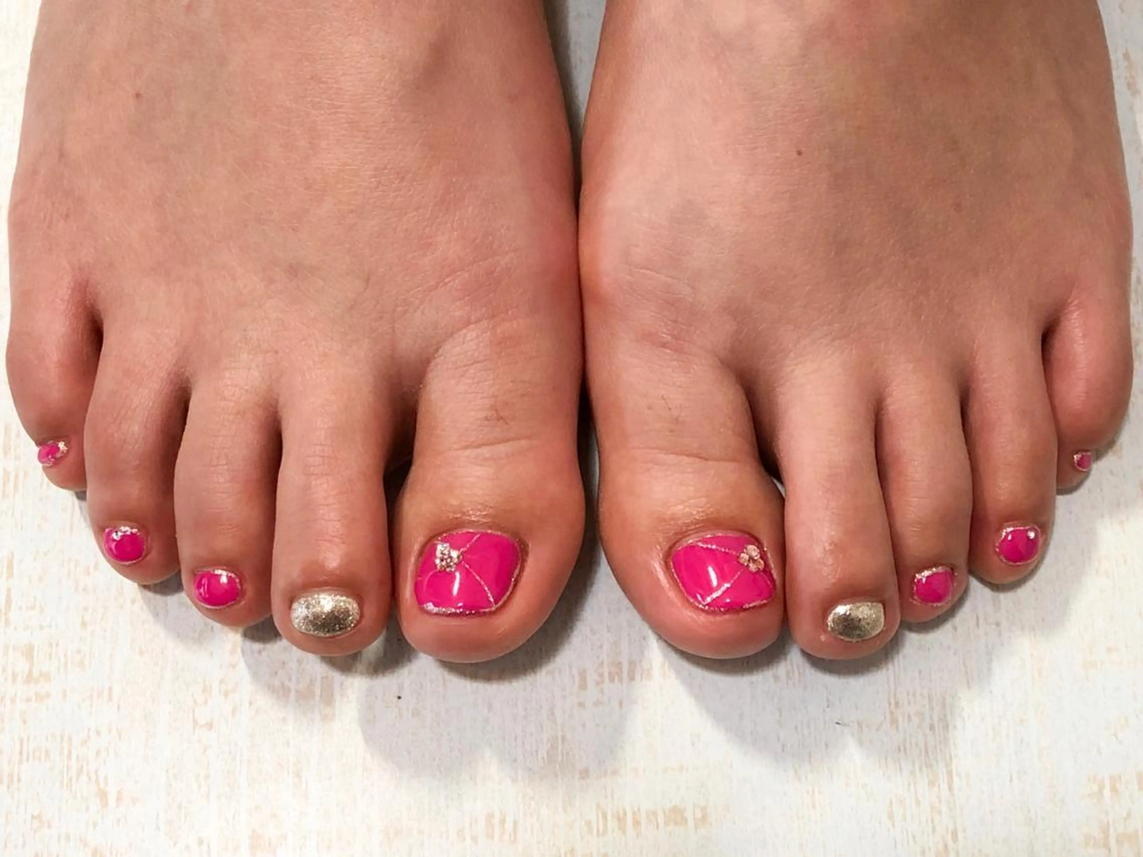 ネイル フットネイル 𖡼 yumenoのネイルデザイン