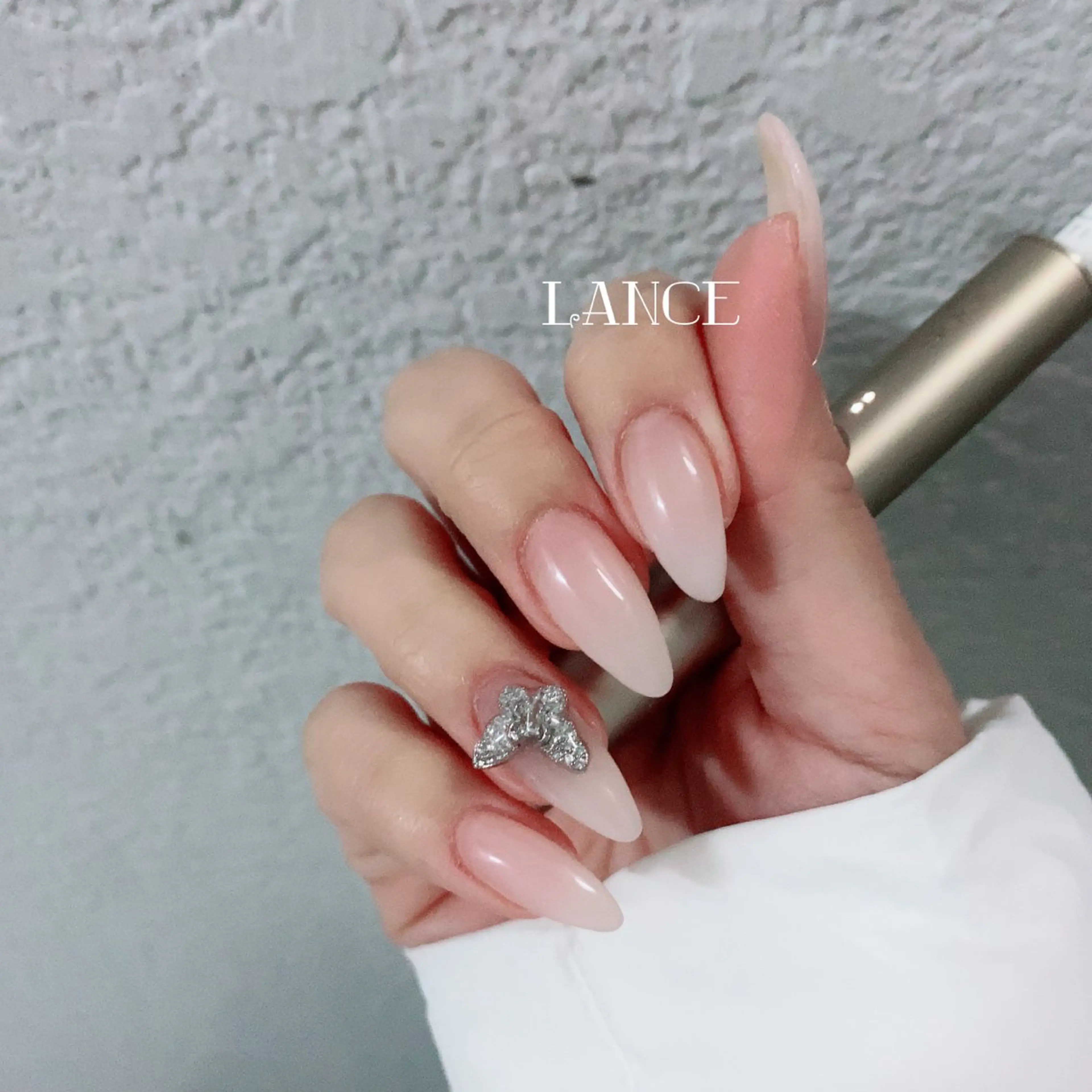 ネイル オーロラネイル フットネイル フレンチネイル グラデーション キラキラネイル ハンドネイル Lance nailのネイルデザイン