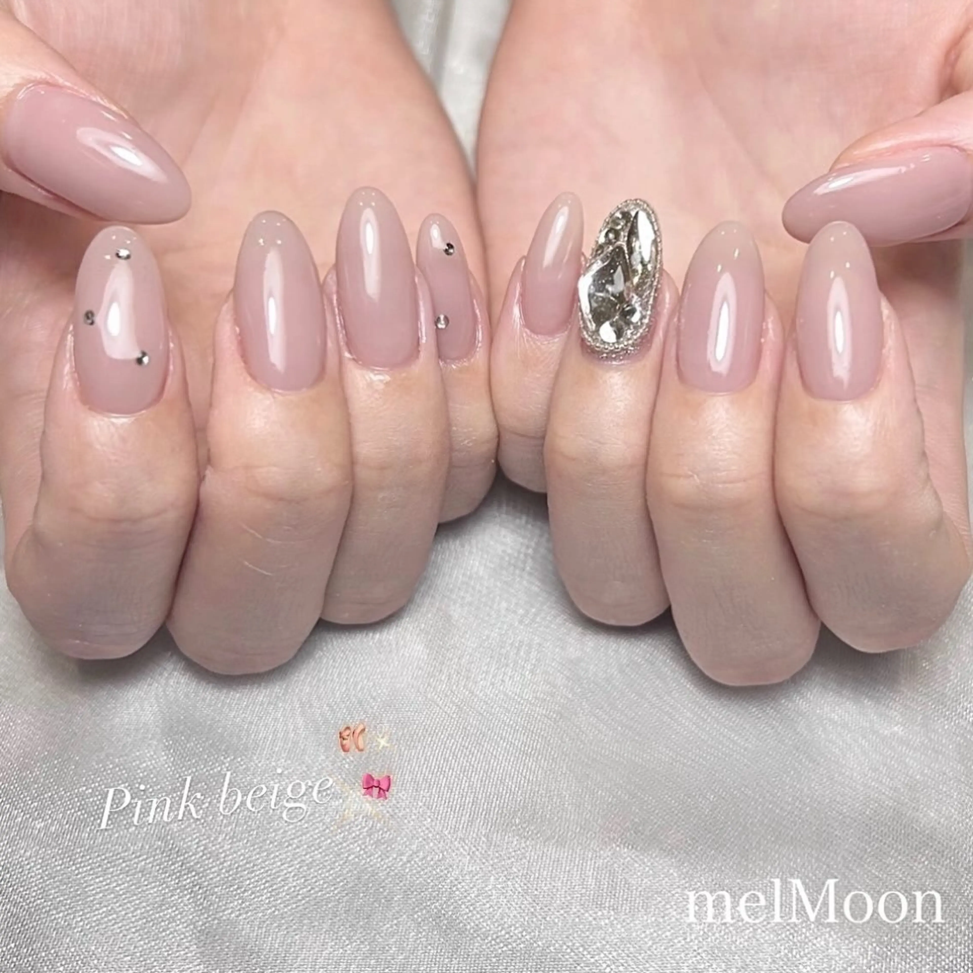 ネイル ハンドネイル melMoon .のネイルデザイン