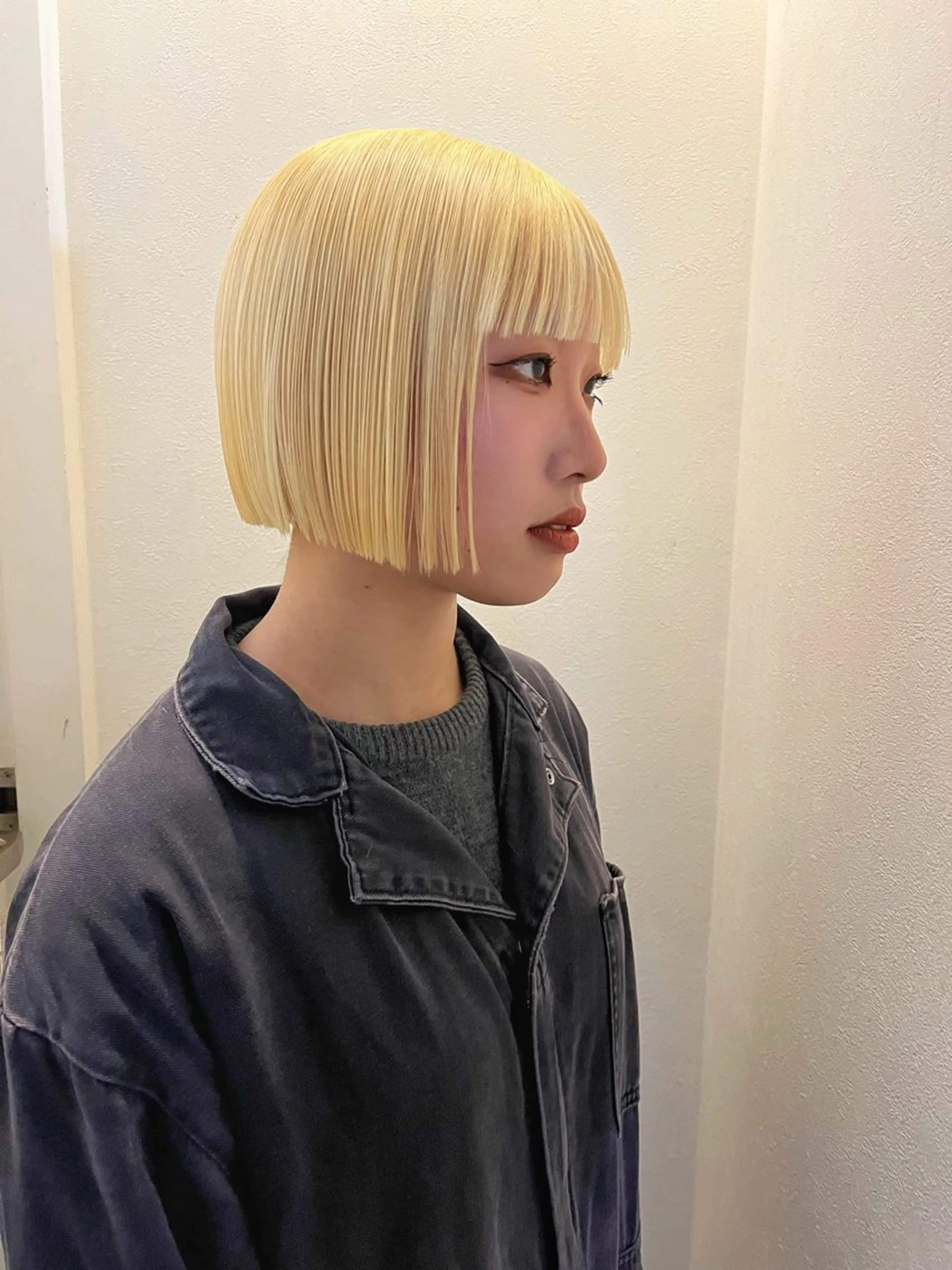 【✨期間限定✨】カット＋ハイブリーチカラー　二回ブリーチでもツヤツヤのハイトーンに🧌の写真