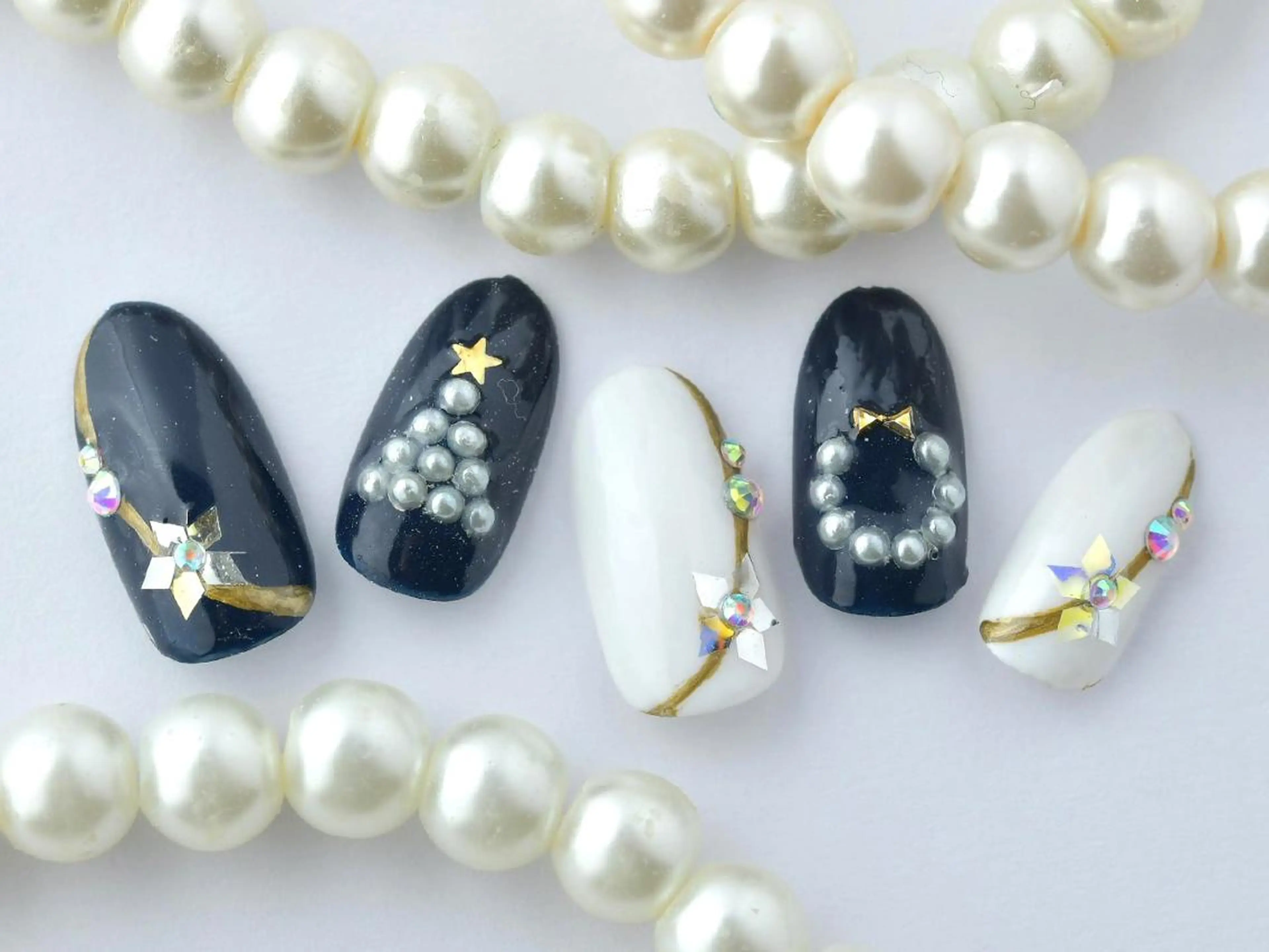 ネイル 桜ネイル クリアネイル フットネイル ジェルネイル キラキラネイル 💗🪽Tiary Nail🪽💗のネイルデザイン