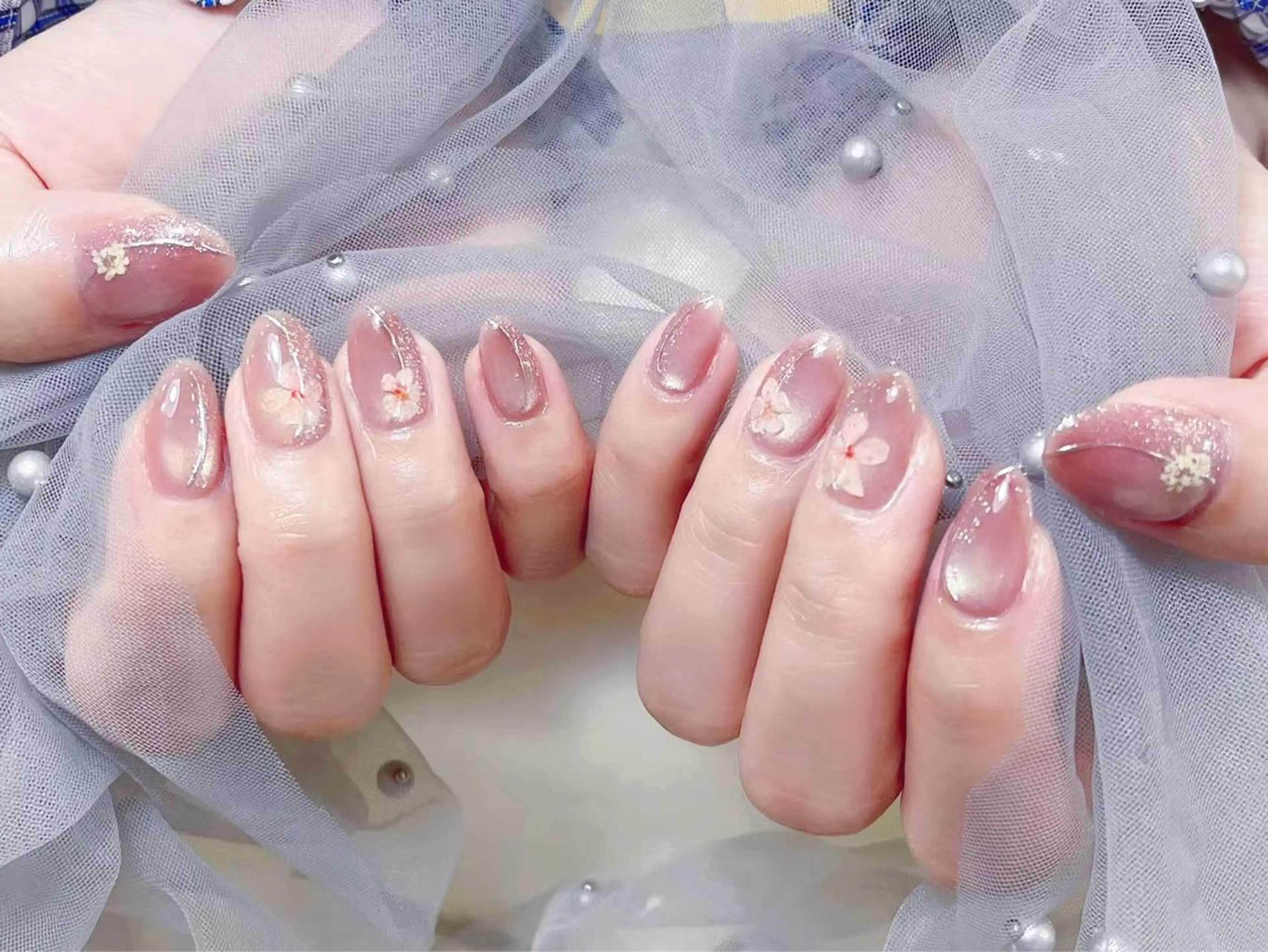 ネイル ハンドネイル H3 NAIL エミのネイルデザイン