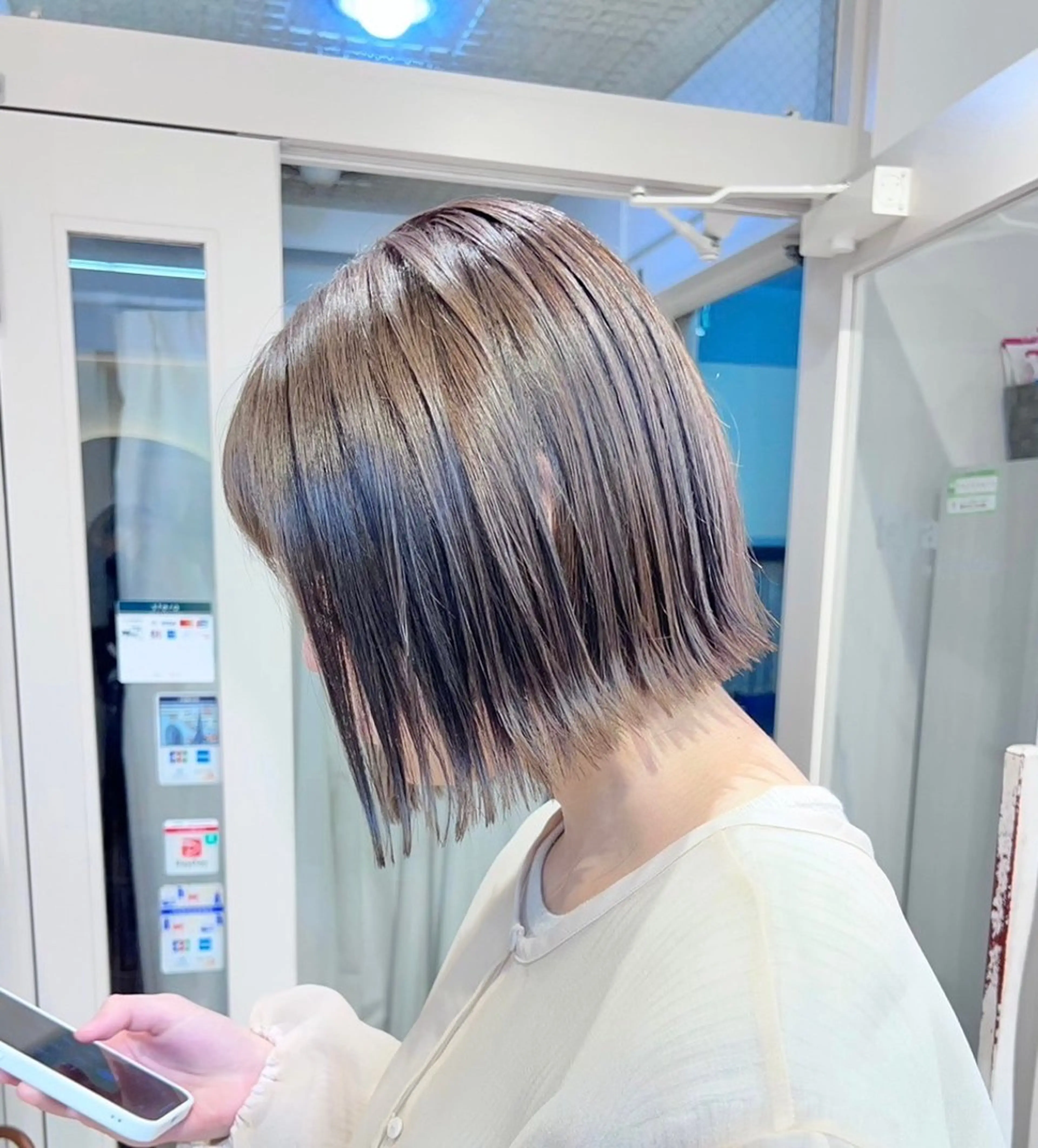 ショート カット センターパート /ニュアンスパーマのヘアスタイル