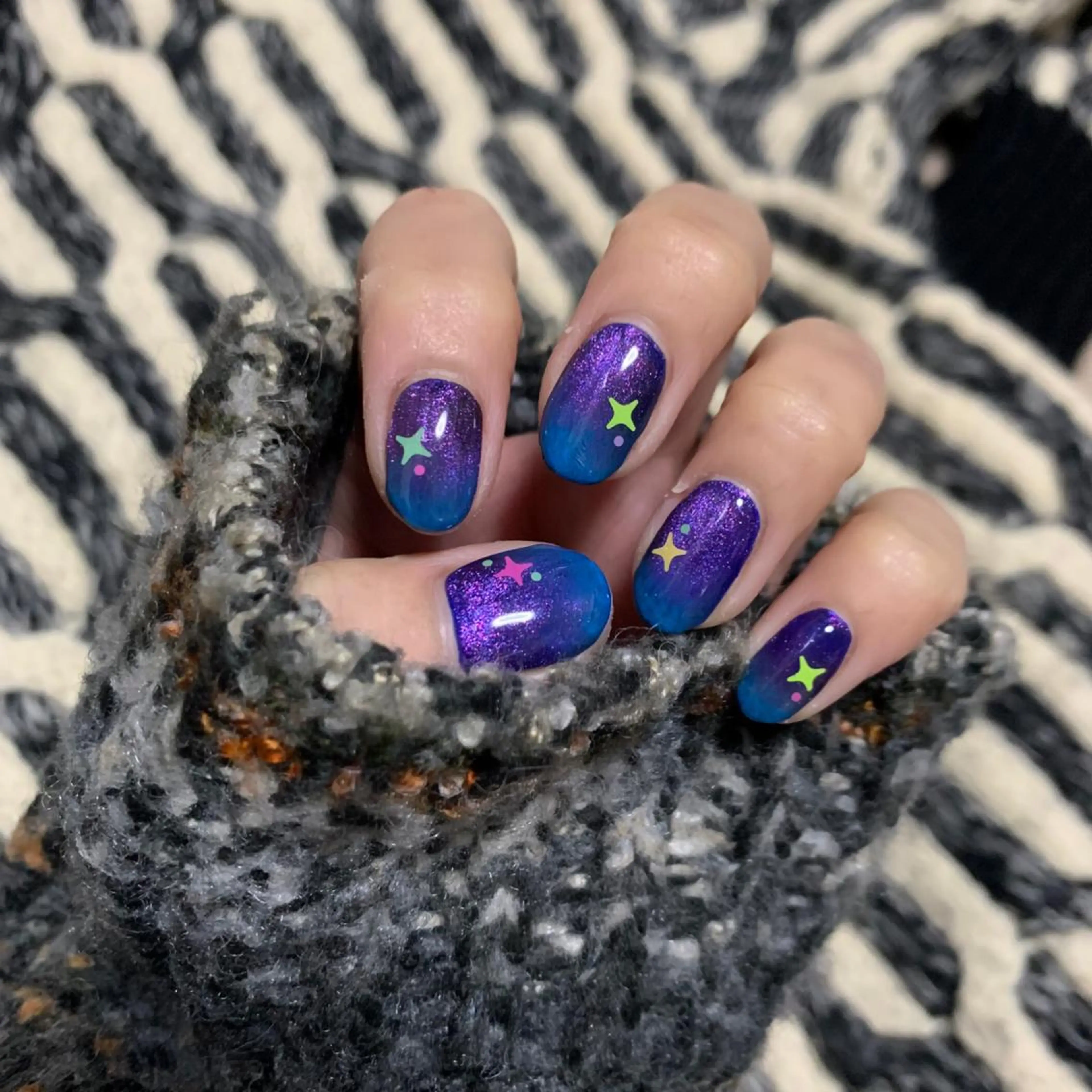 ネイル マグネットネイル ハンドネイル nailist Chisakiのネイルデザイン