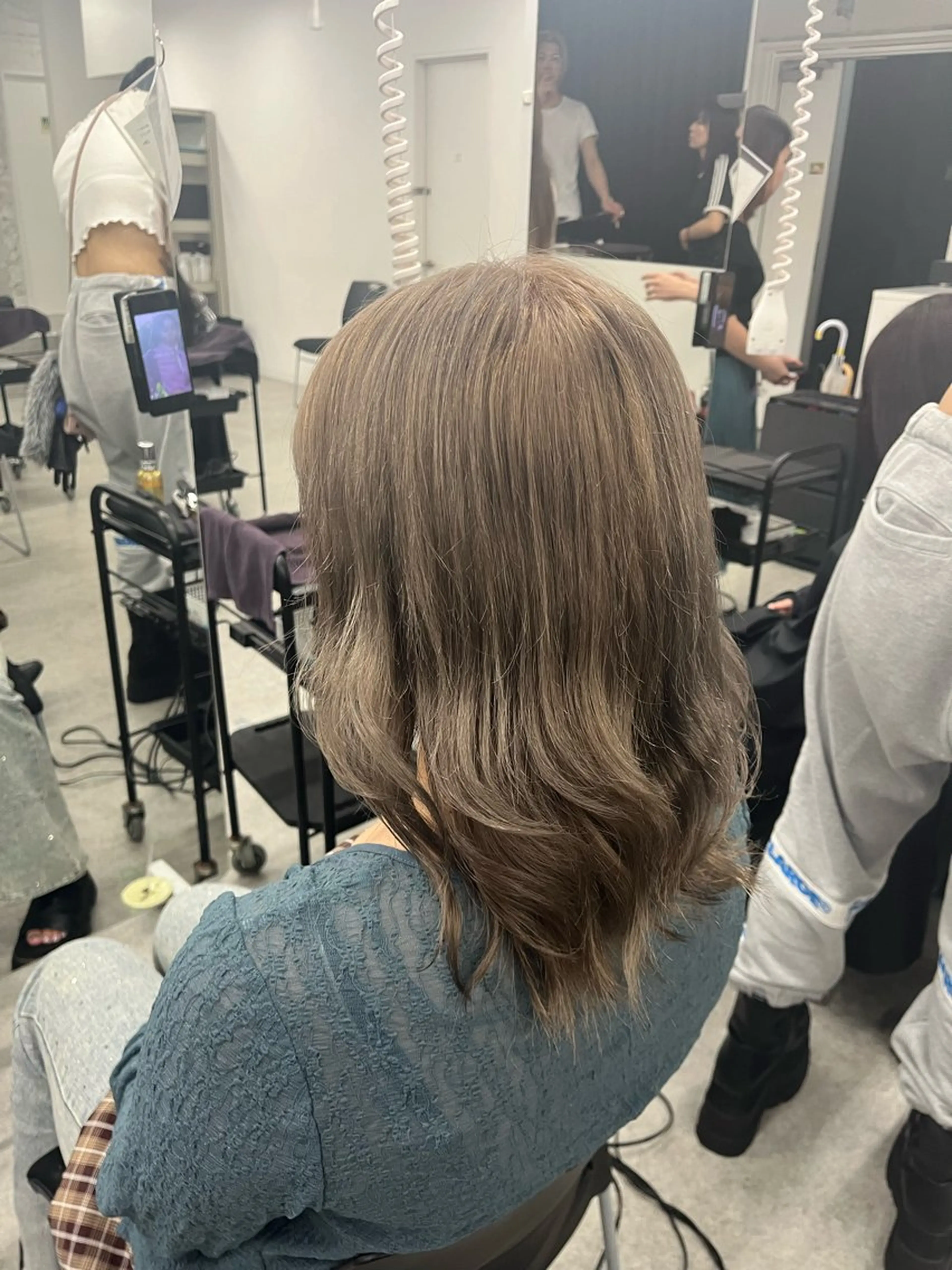 ミディアム カラー 赤み消し透明感🩶 銀座Ryota🩶のヘアスタイル