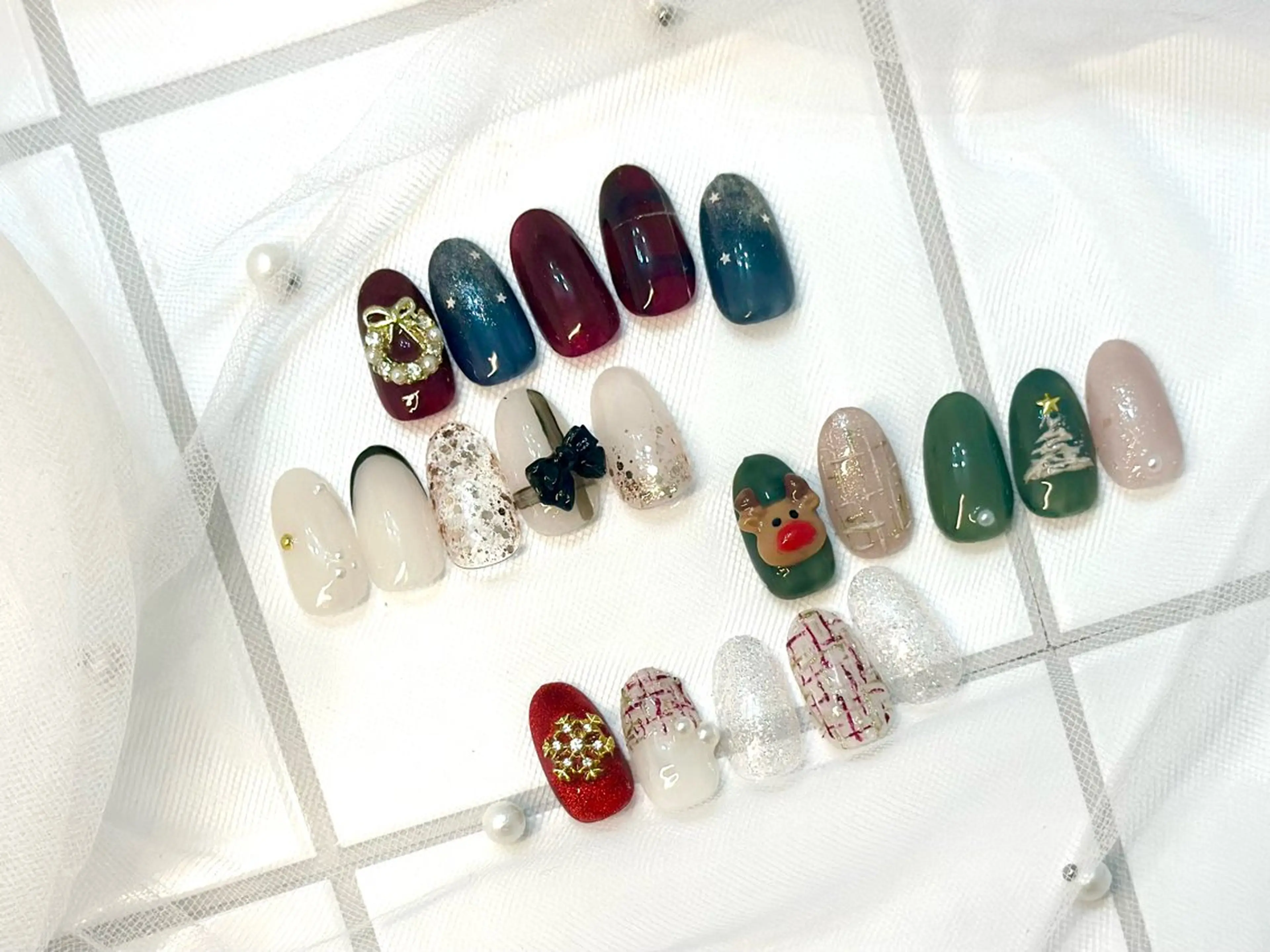 ネイル Elegancia. Hiromiのネイルデザイン