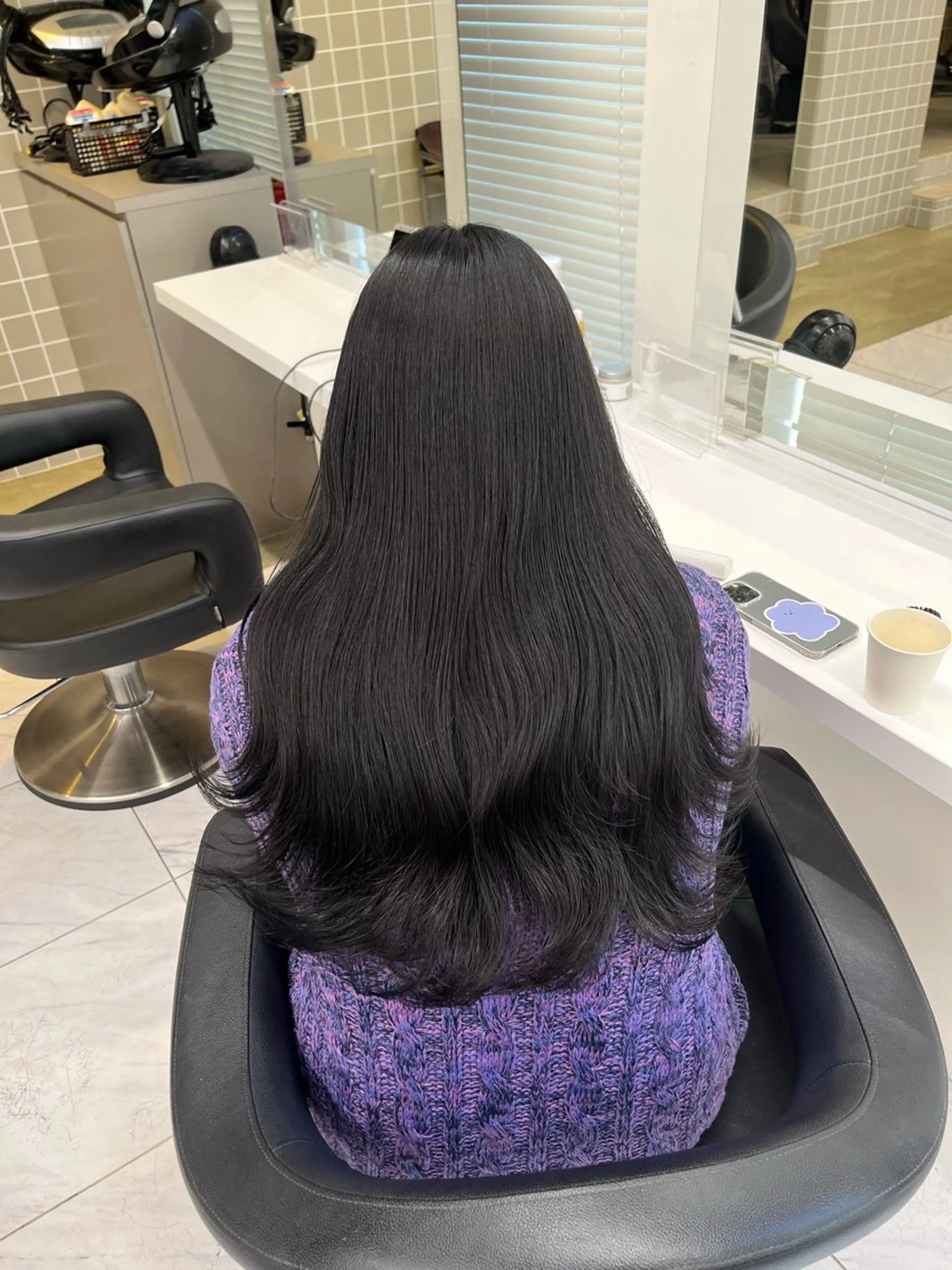 セミロング ヘアカラー トリートメント ヘッドスパ ヘアセット 寒色＆ブリーチ特化 寒色MiOのヘアスタイル