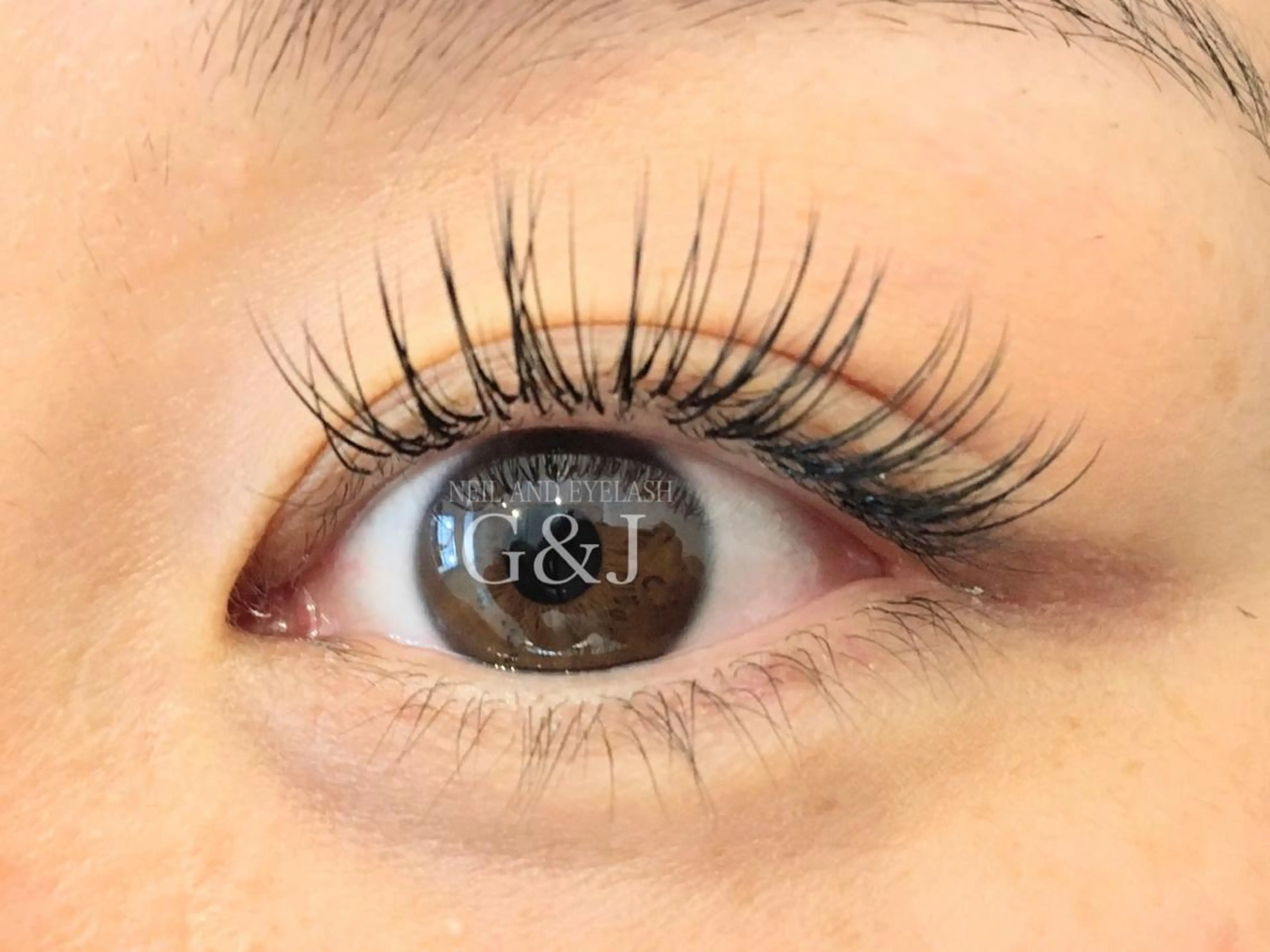 マツエク・マツパ Cカール Dカール セーブル アップワードラッシュ Eyelash  Salon FAXIA大宮店所属・FAXIA Mihoの眉毛・アイブロウイメージ