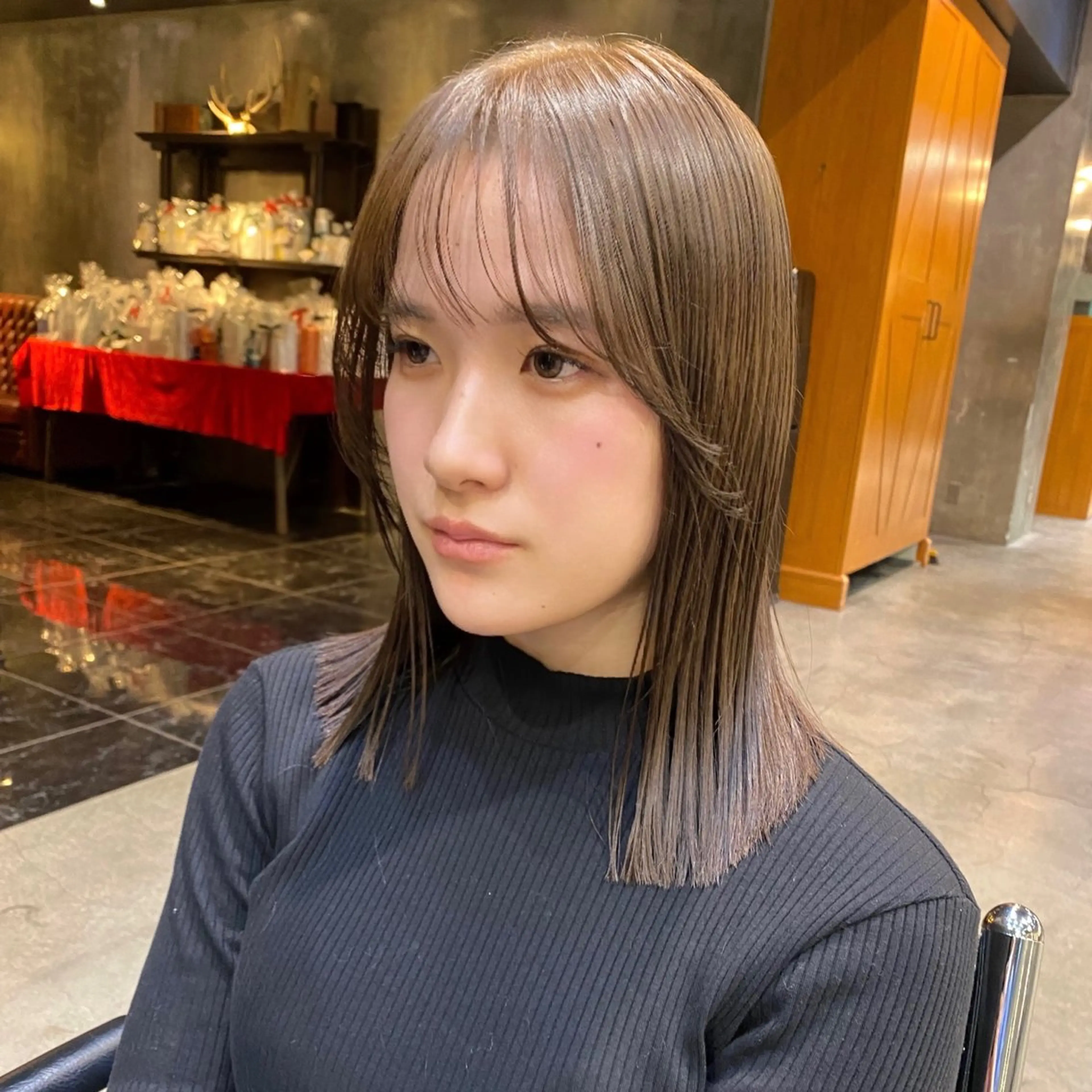 ミディアム カラー ベージュカラー ブリーチ ダブルカラー ブリーチなしカラー カット ヘアカラー Ms.CHARM所属・透明感カラー🌿 グレージュ🐺陽介のヘアスタイル