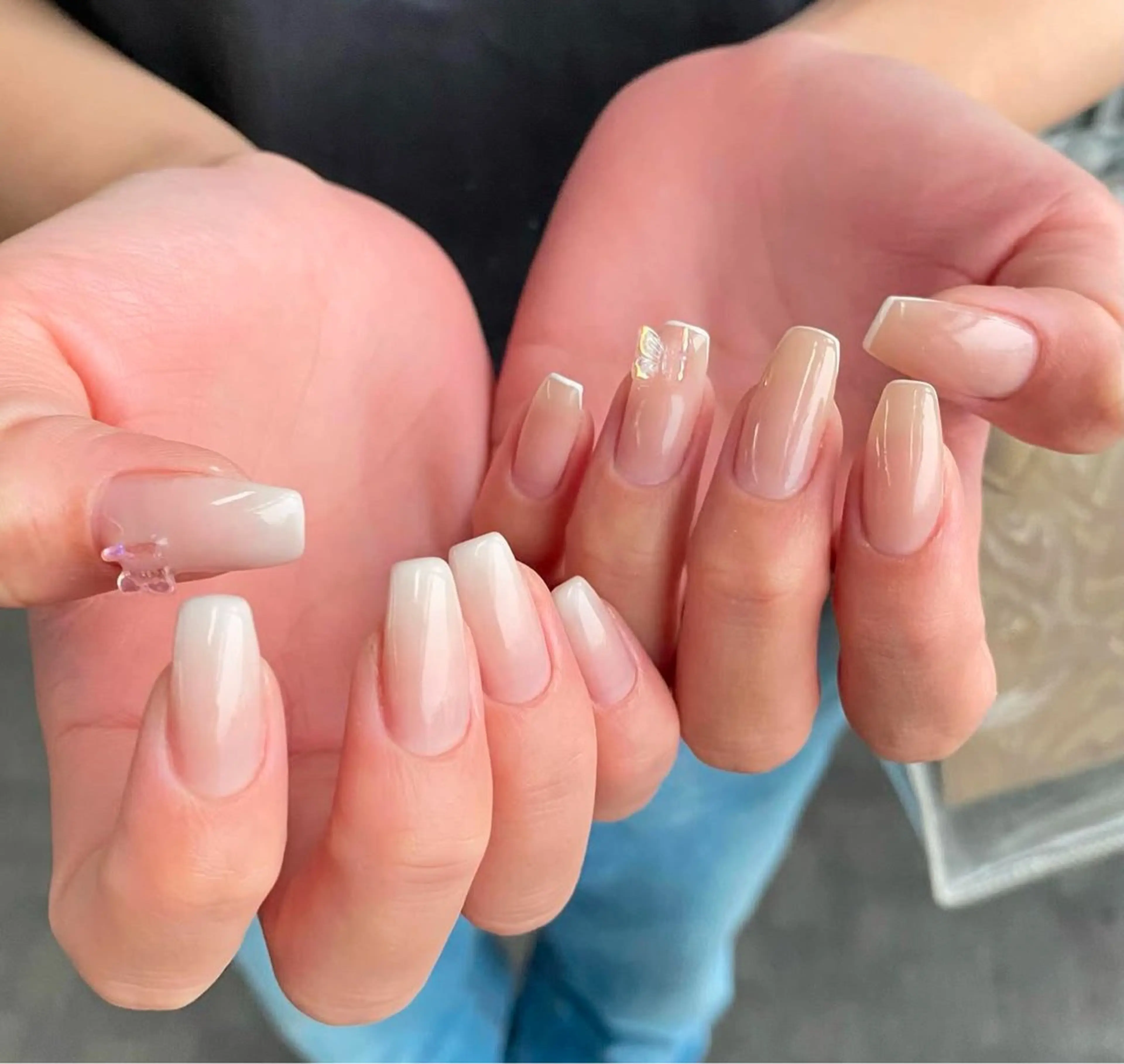 ネイル アートネイル オーロラネイル チークネイル フレンチネイル ガラスフレンチ ハンドネイル 🎀🎀YooLi Nail Salonのネイルデザイン