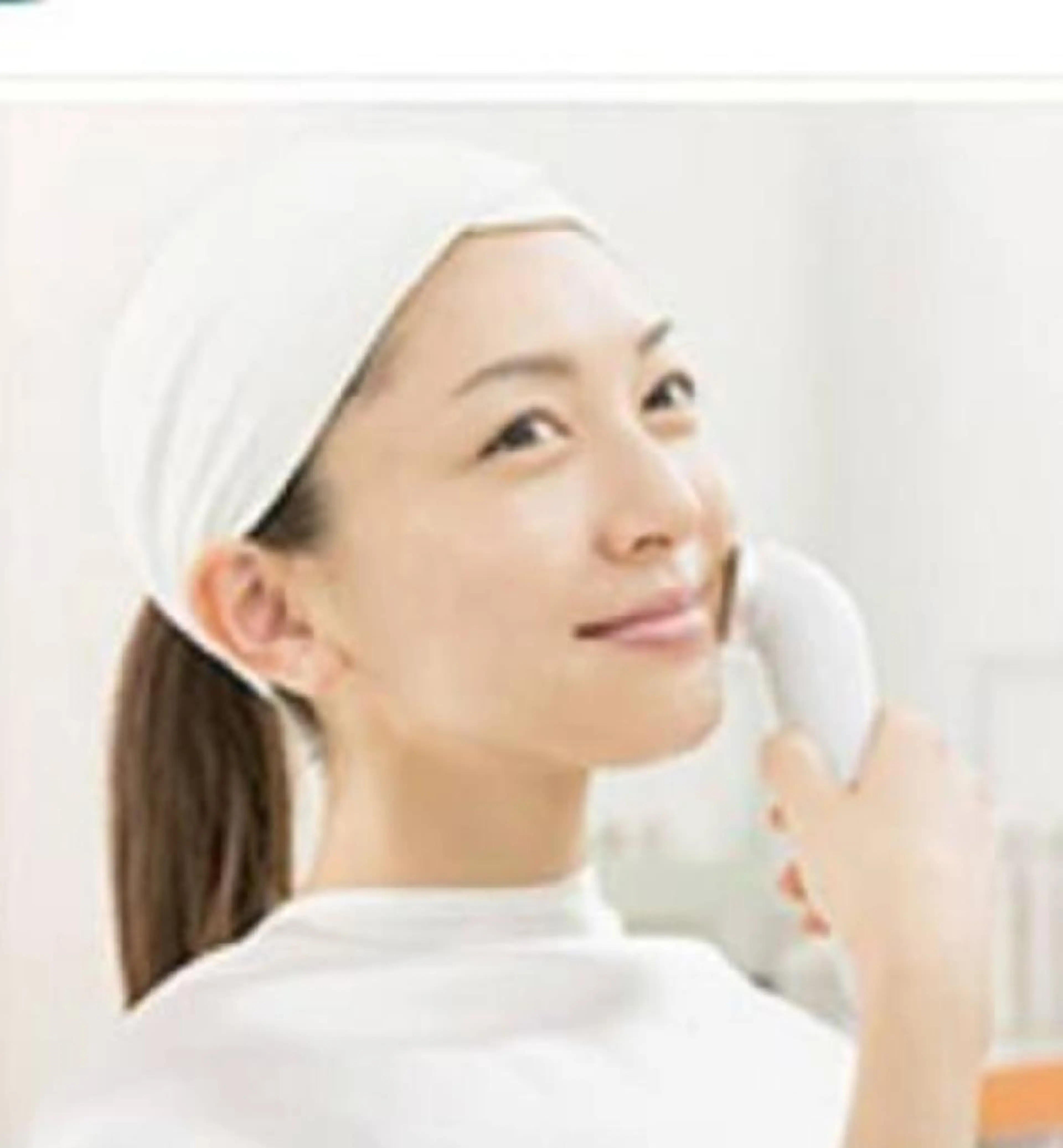 気軽に試してみたい♬超音波小顔エステ&トラブル改善パック(毛穴・ニキビ・シミ・シワ・たるみ・乾燥・くま・くすみ・敏感肌)の写真