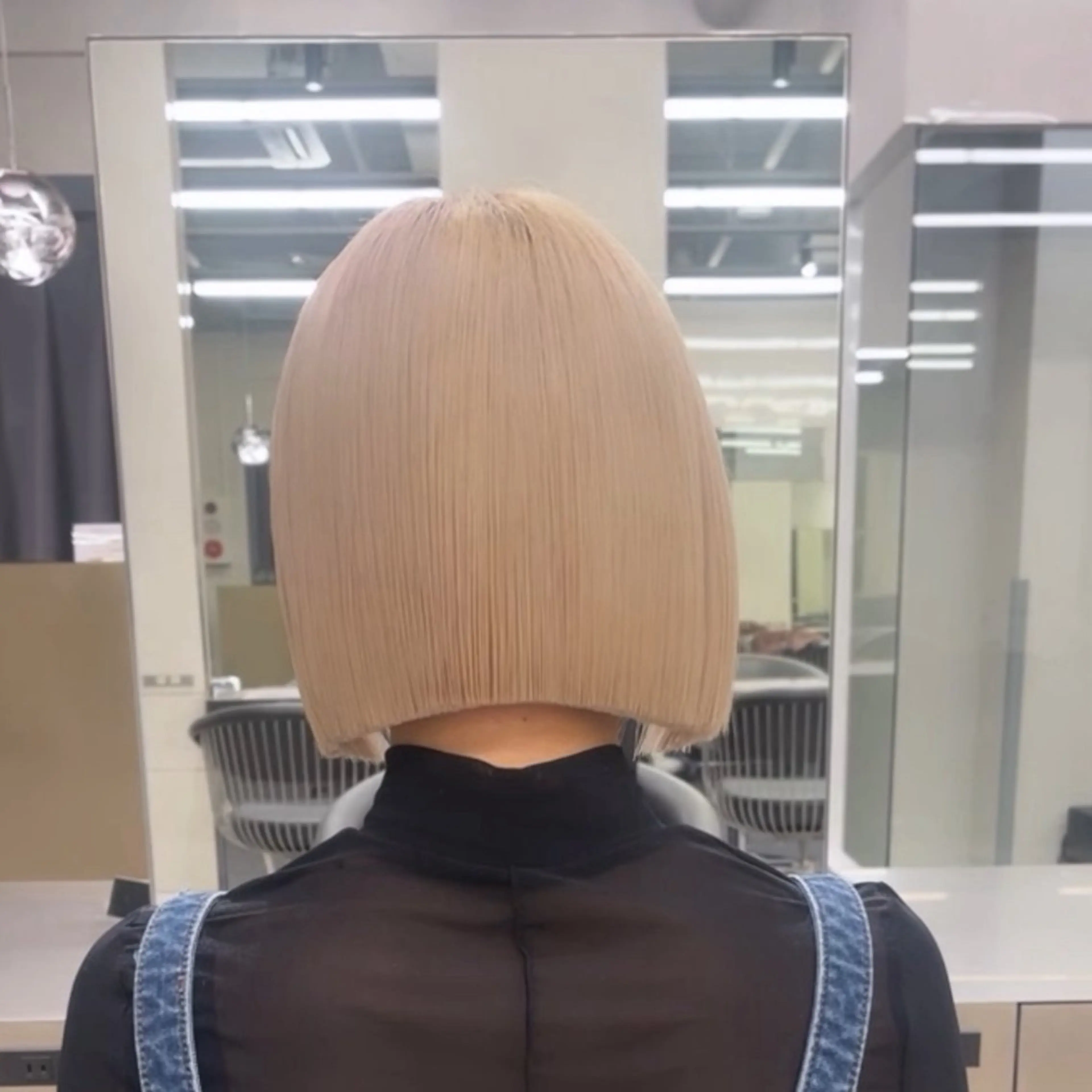 ショート カラー ブロンド ボブ 【川崎の髪遊師🎨】 SAKURAのヘアスタイル