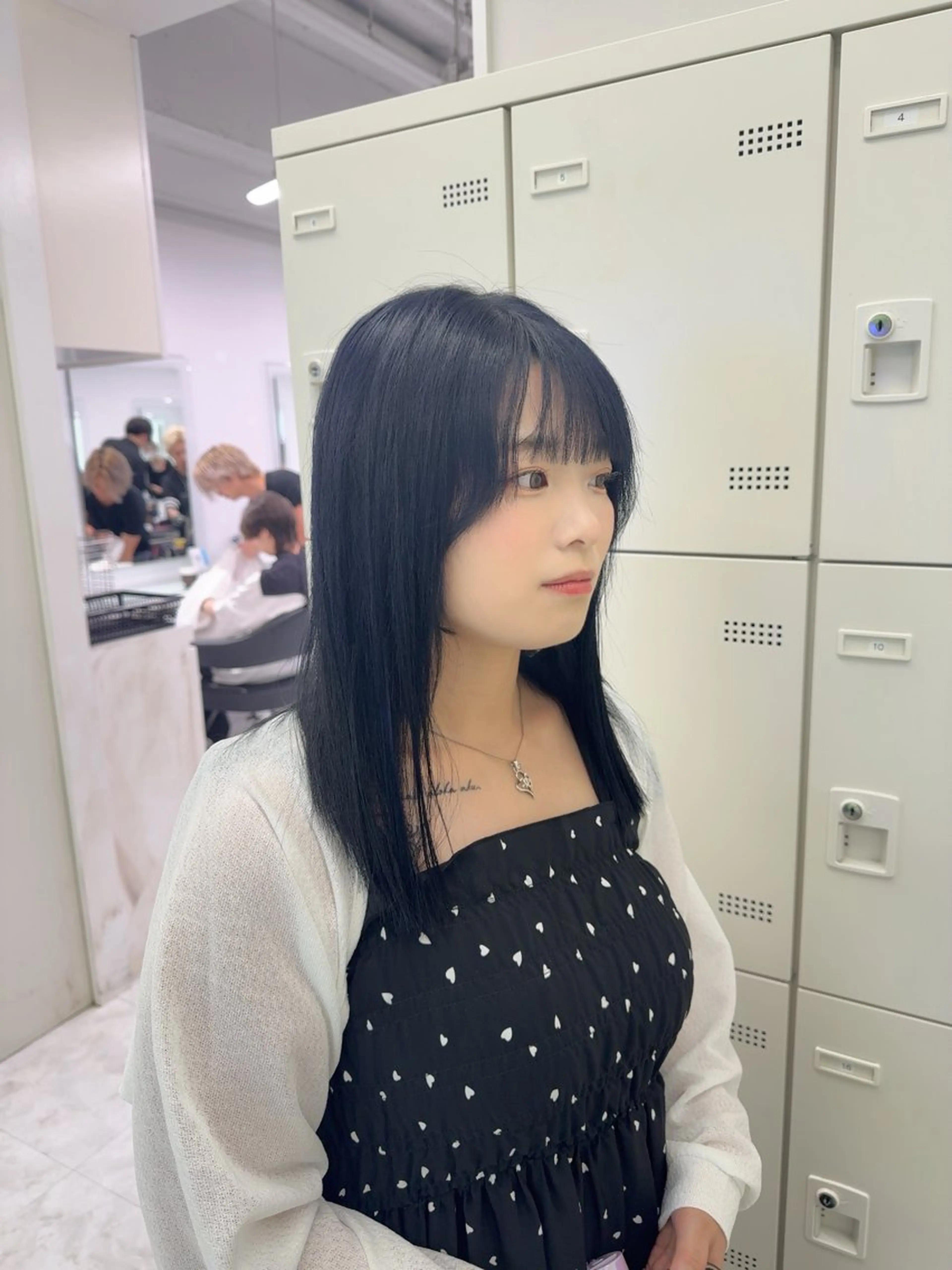 カラー ヘアカラー トリートメント ブリーチなし透明感 💗RYOTAのヘアスタイル