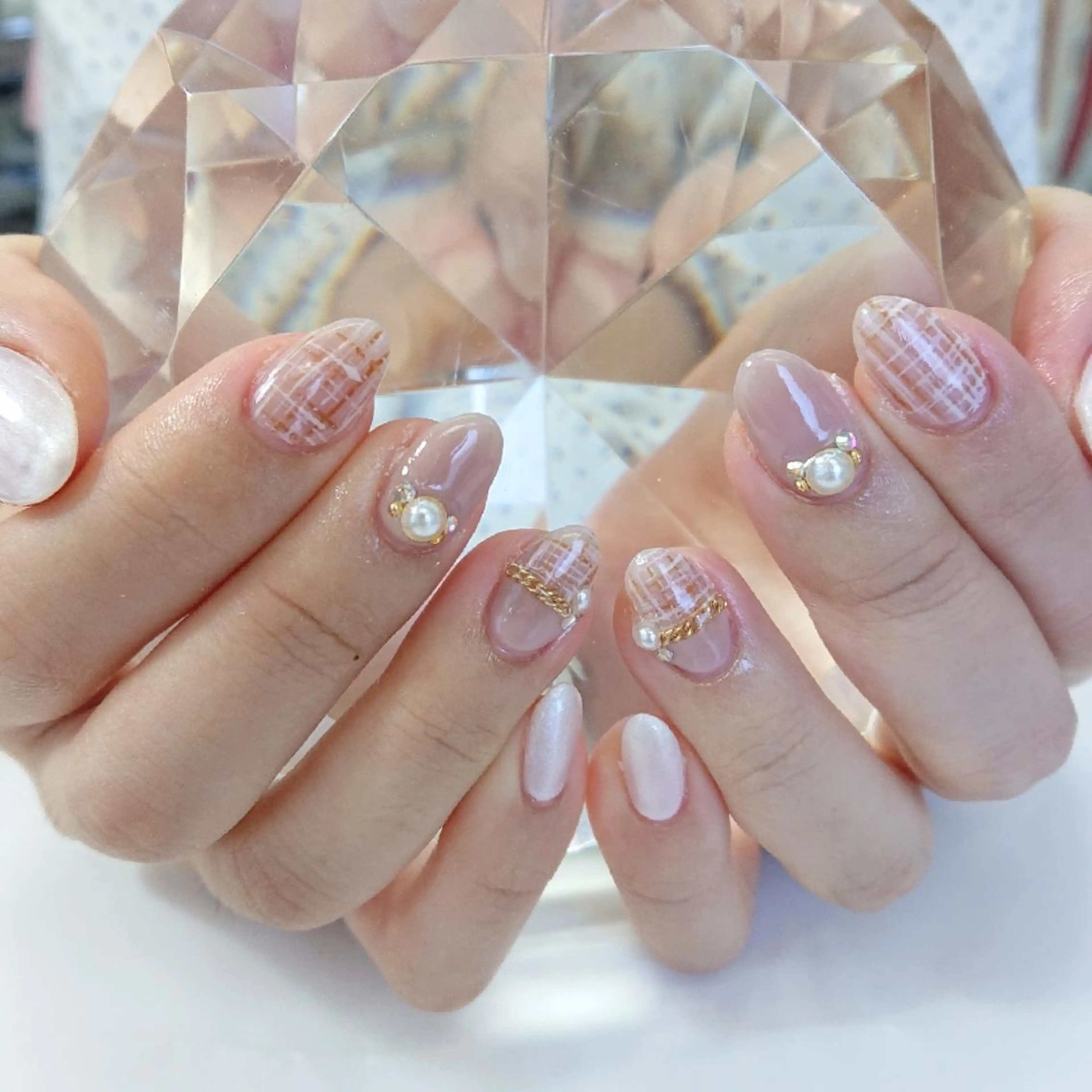 ネイル ツイードネイル Coco Girlsのネイルデザイン