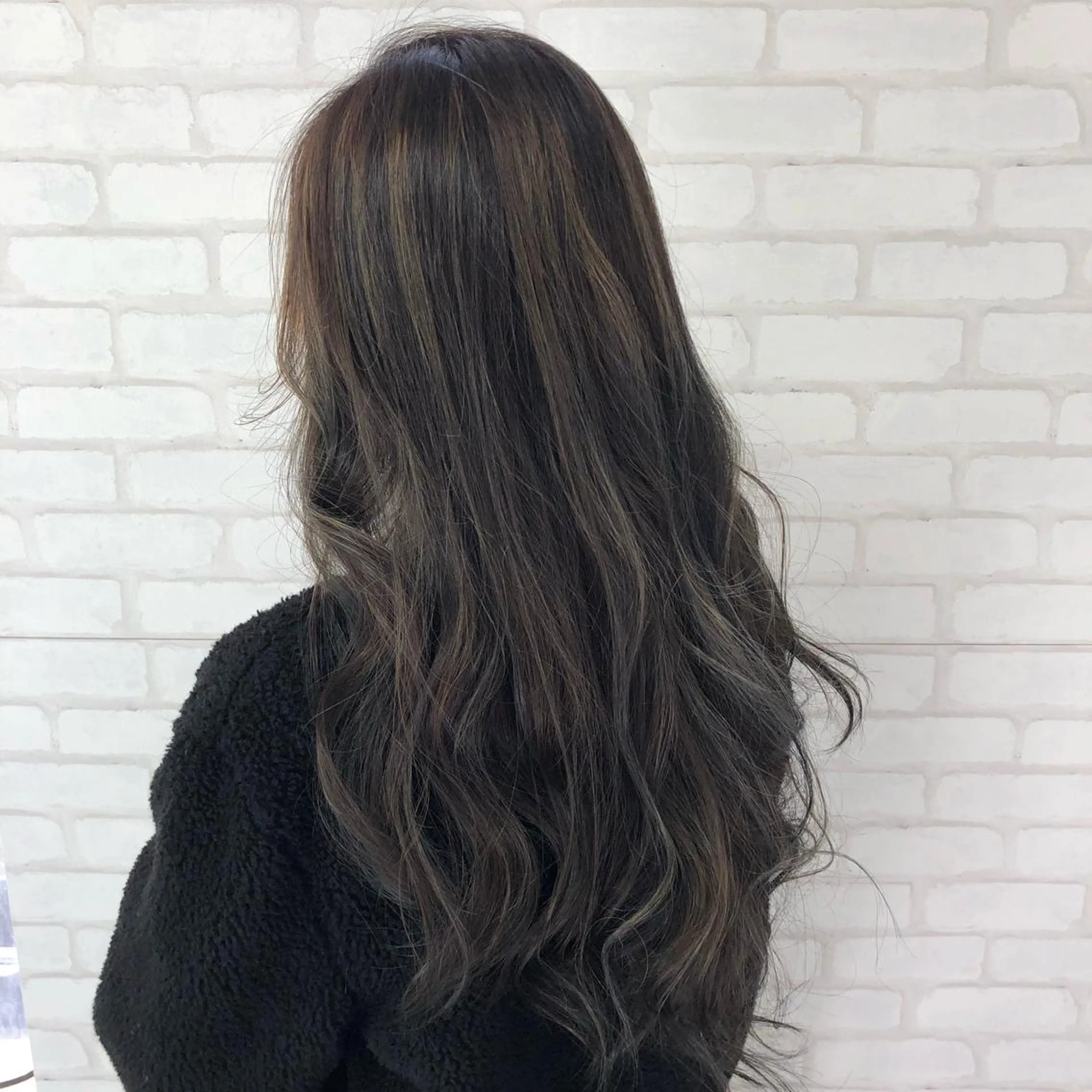 ロング 梅田茶屋町 Yutaのヘアスタイル