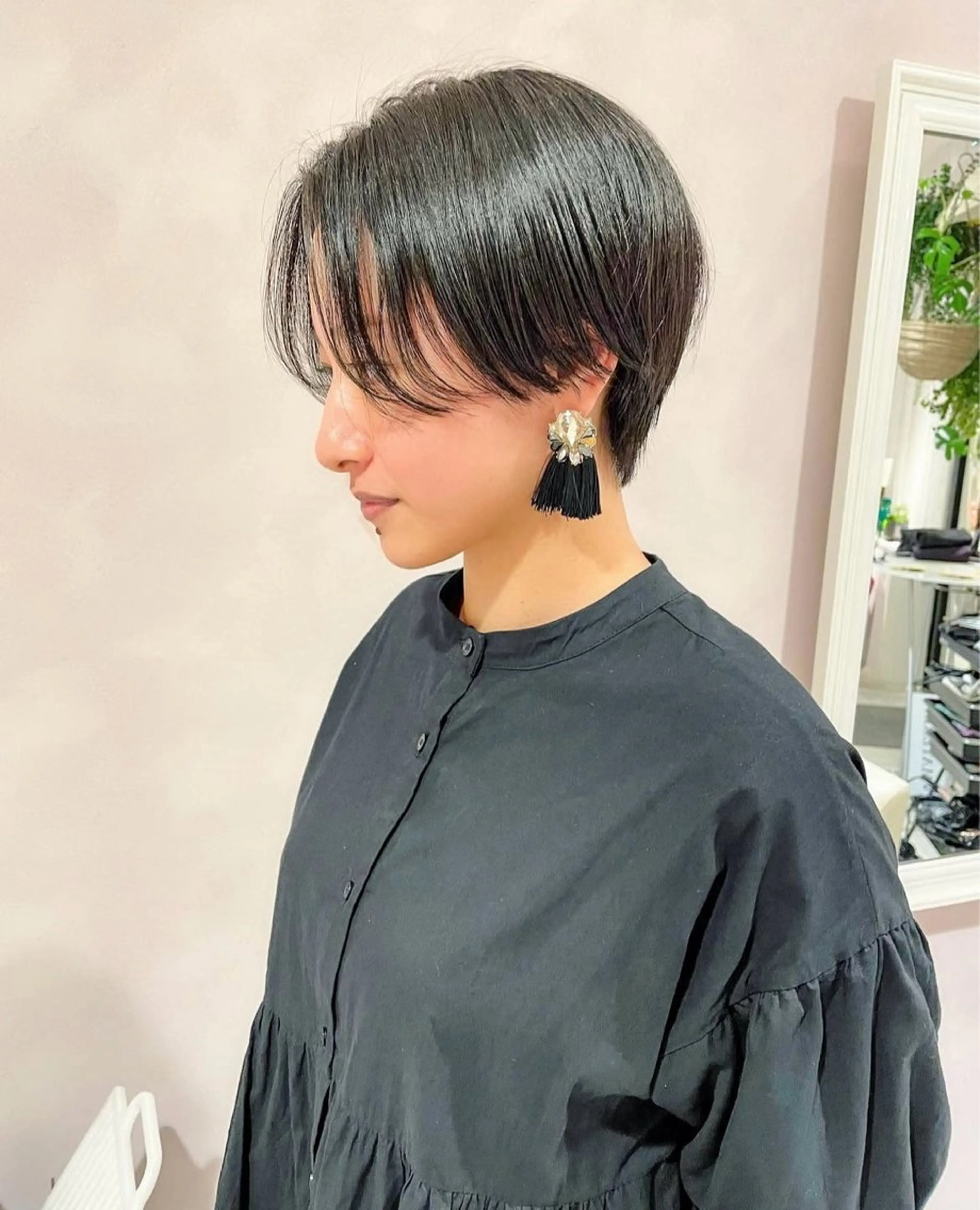 ショート 有岡 陽菜のヘアスタイル