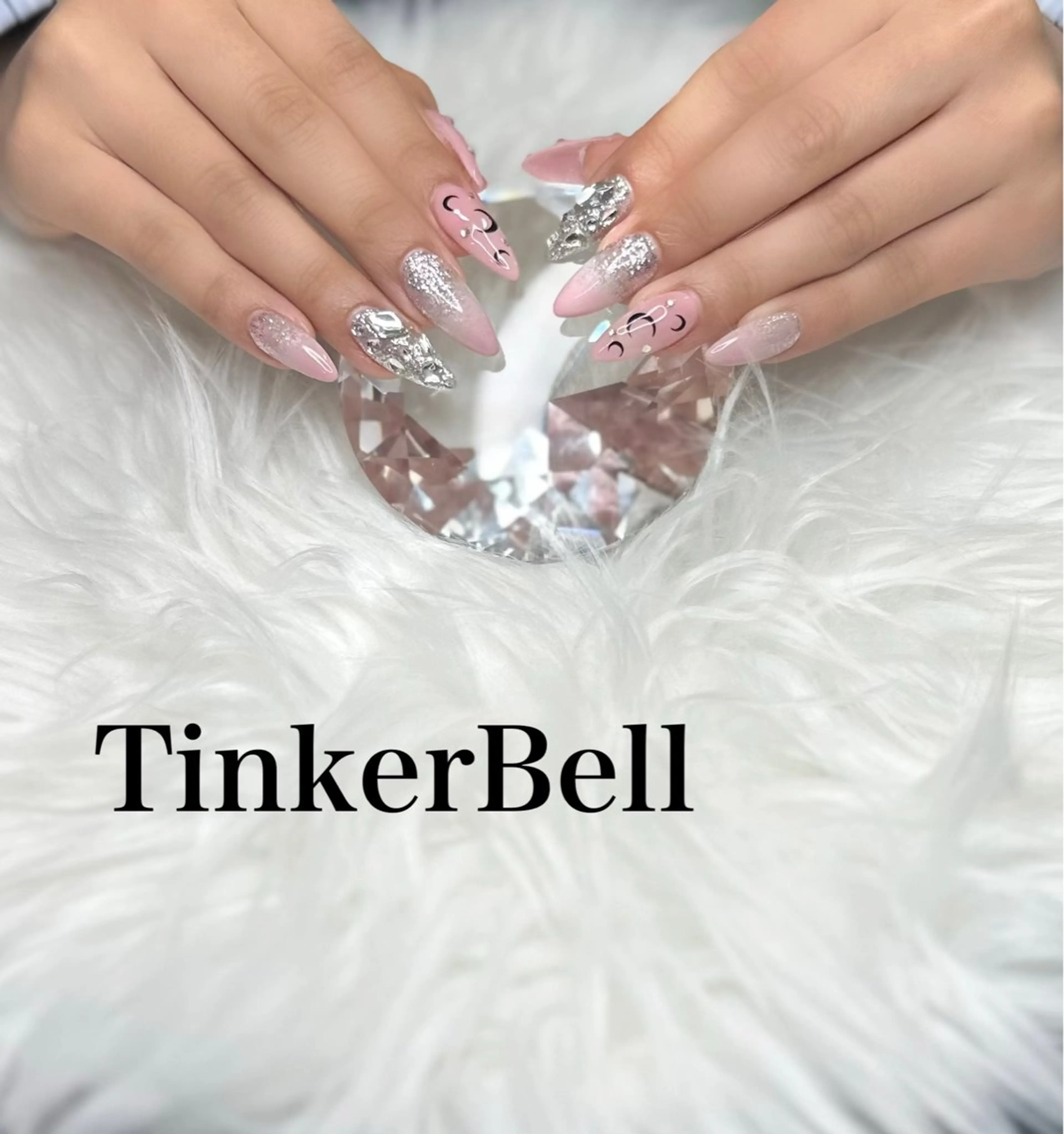 ネイル ハンドネイル Tinker Bellのネイルデザイン