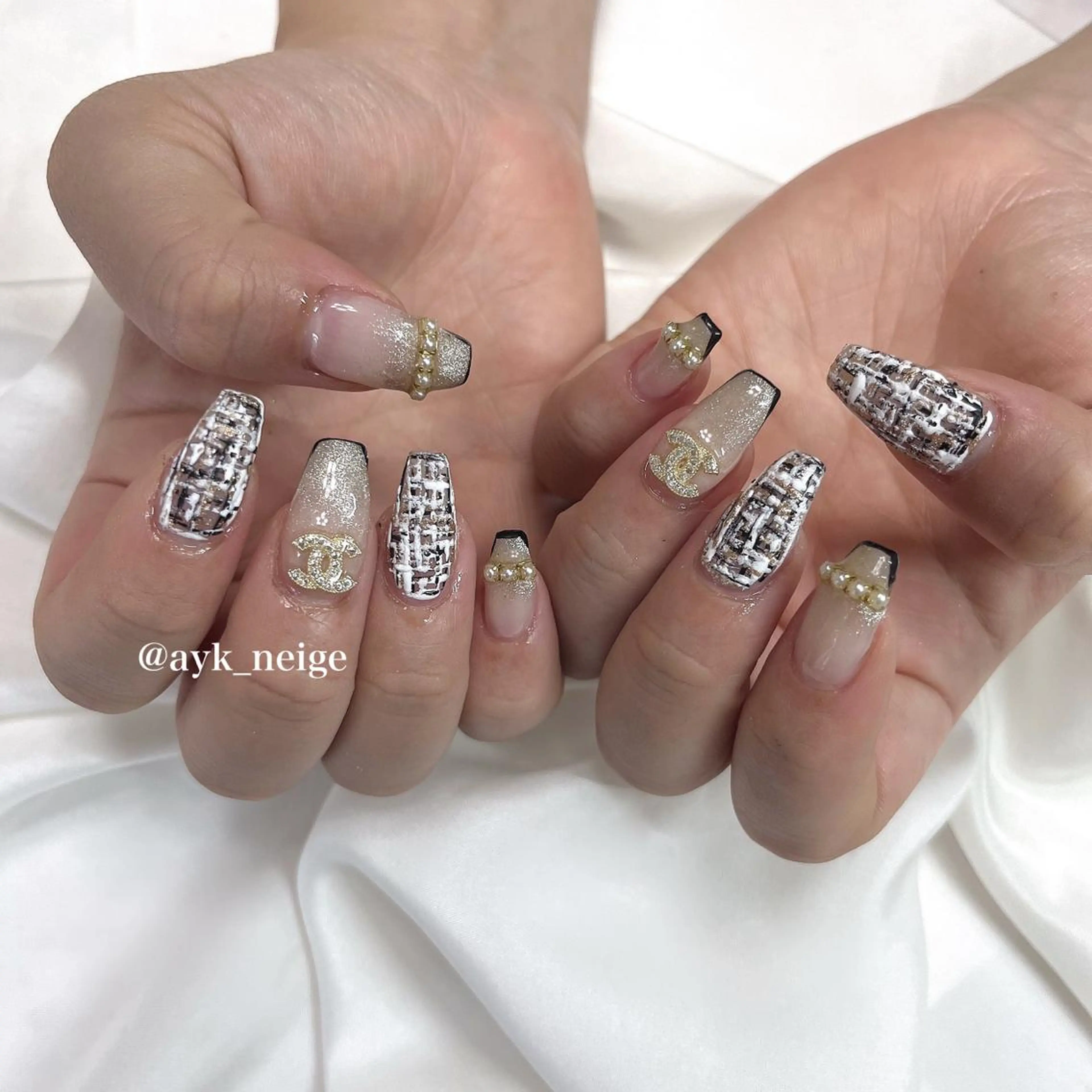 ネイル フットネイル フレンチネイル ガラスフレンチ グラデーション 韓国ネイル n'eige nail所属・大谷 綾香のネイルデザイン