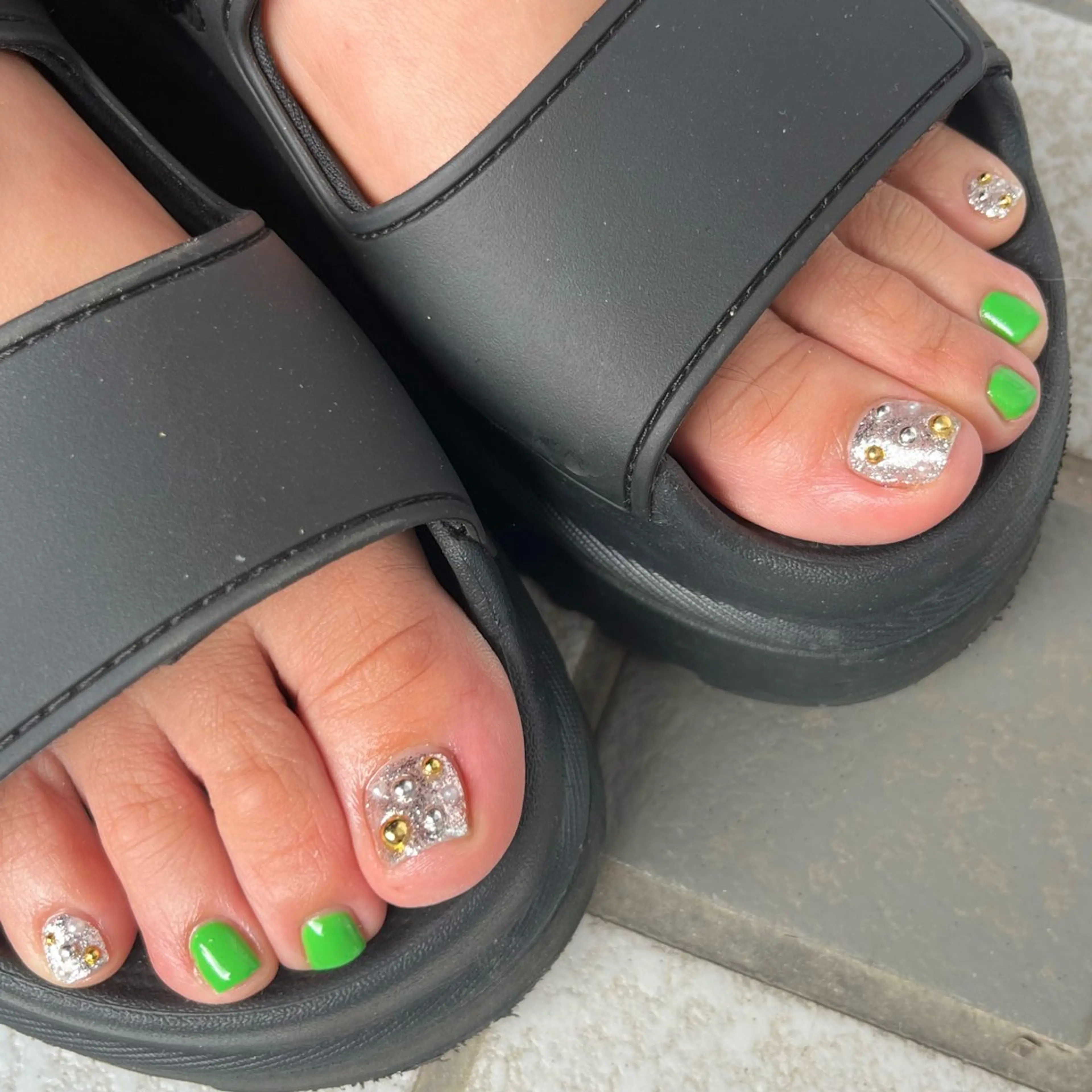 ネイル フットネイル Momonails Ayanoのネイルデザイン