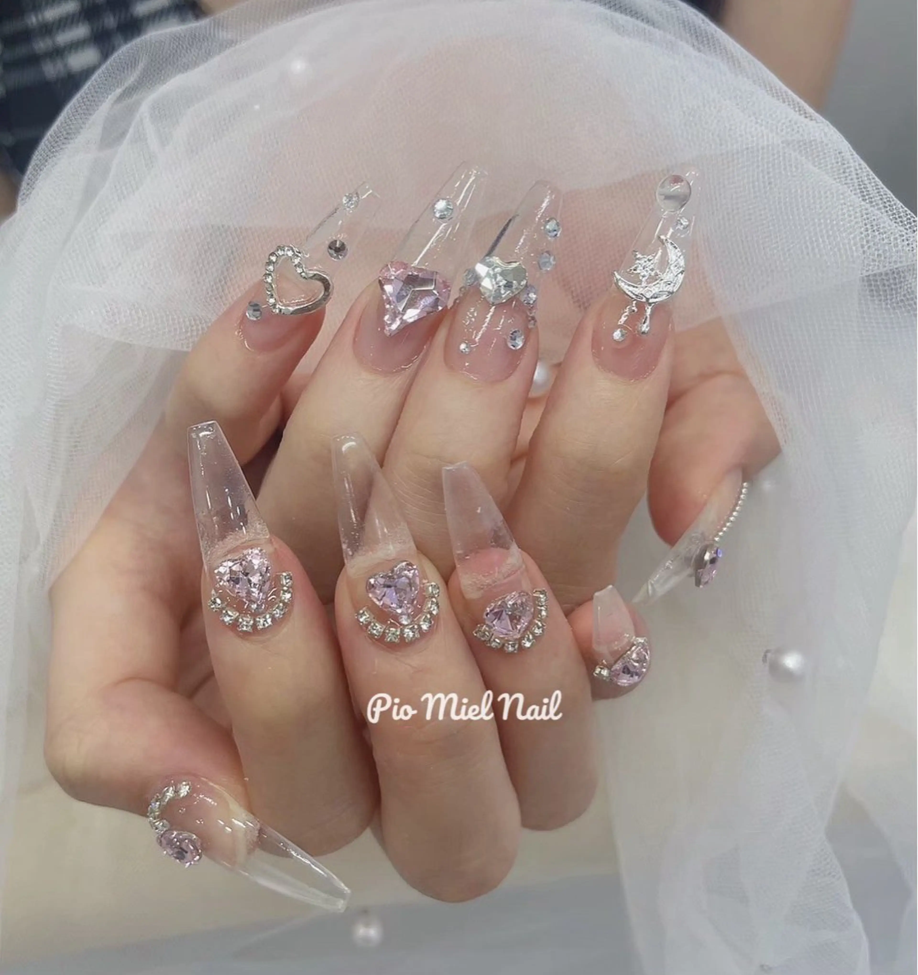 ネイル クリアネイル ガーリー ハート ラメ(グリッター) ロングネイル ハンドネイル momo 長さだしのネイルデザイン