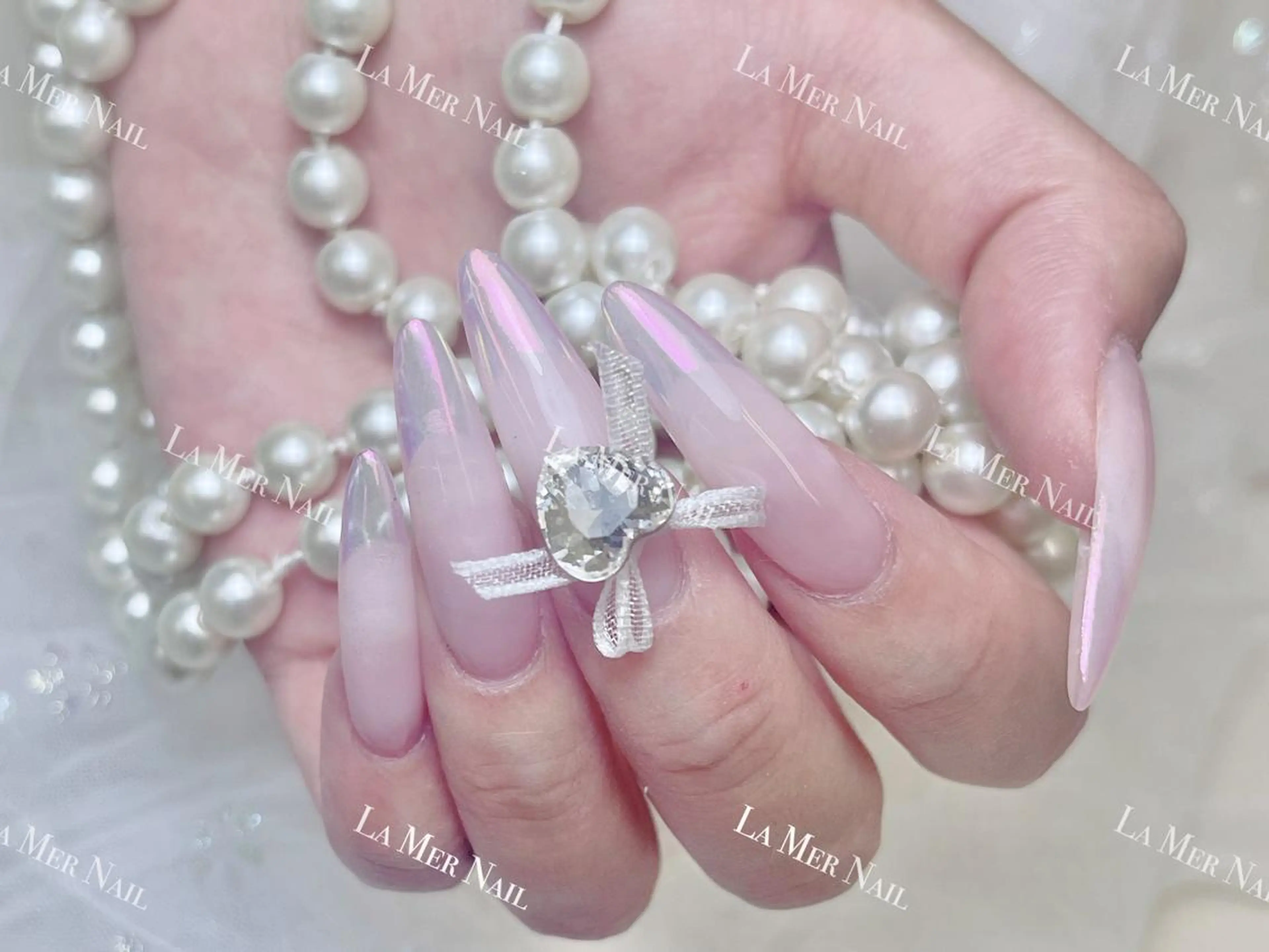 ネイル ハンドネイル ハンドケア ✨荒木 🌙のネイルデザイン