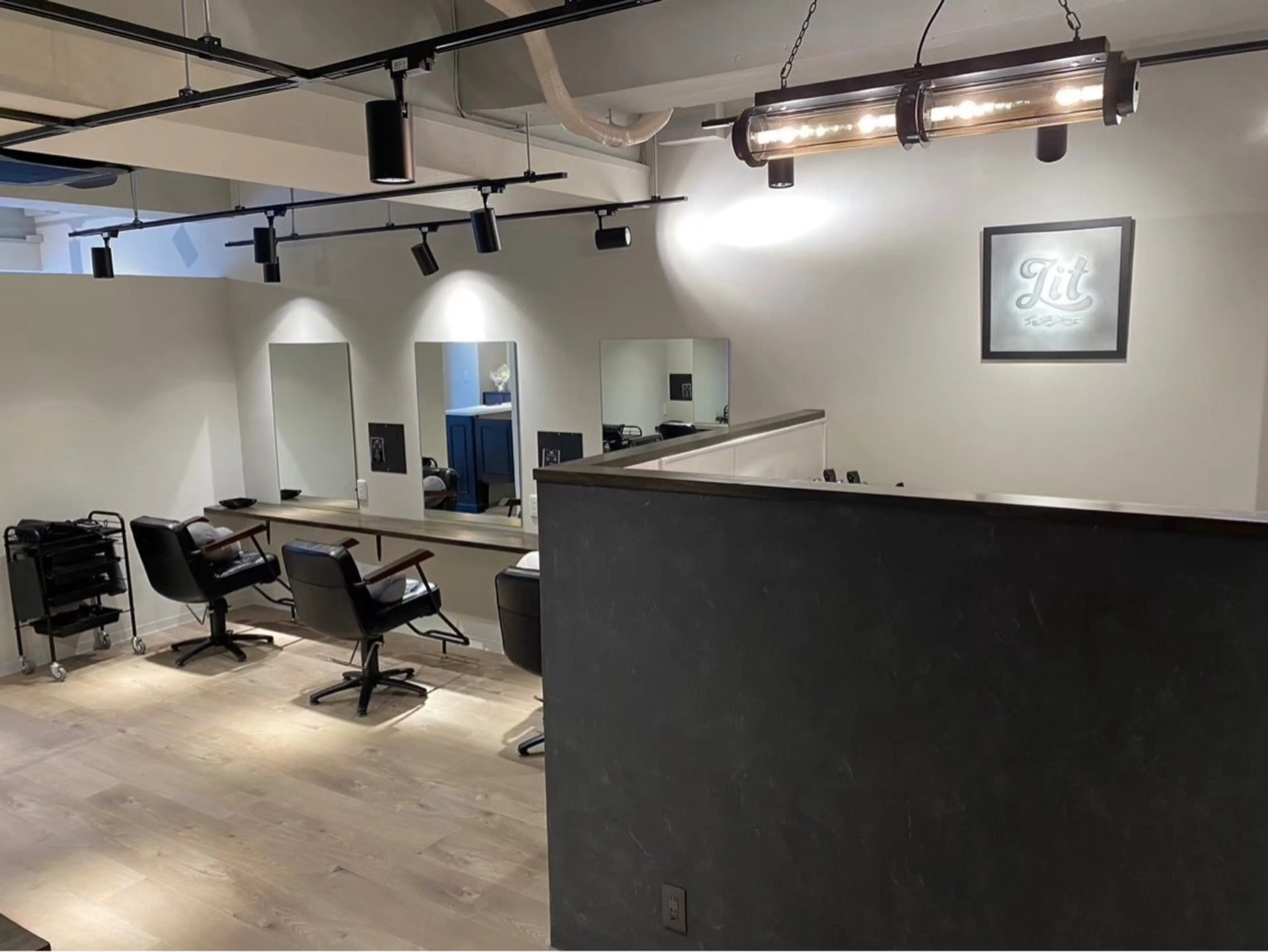 Lit by diar所属・韓国風レイヤーカット kouki🐒🩶のヘアスタイル